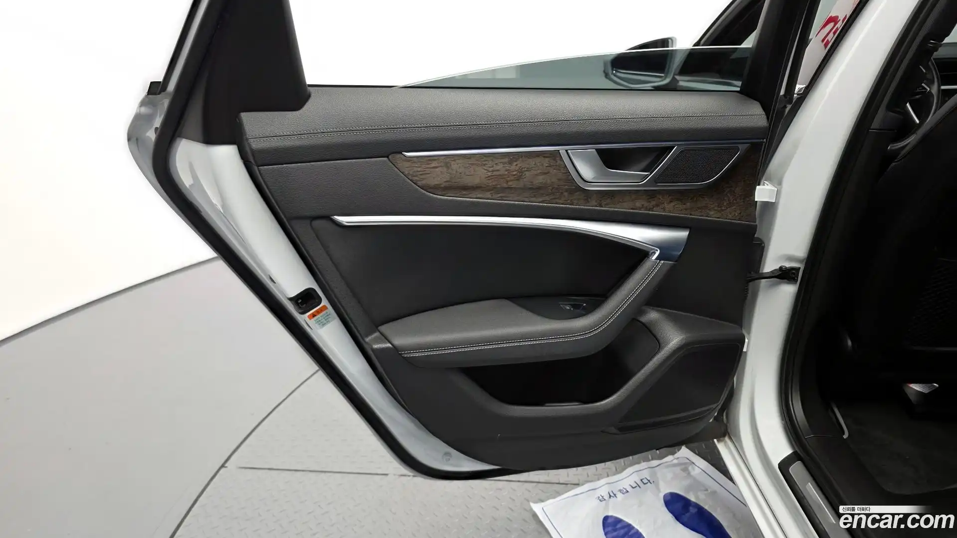 A6 Audi 2020.11-INNER-035