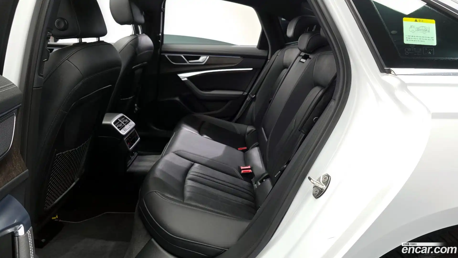 A6 Audi 2020.11-INNER-036