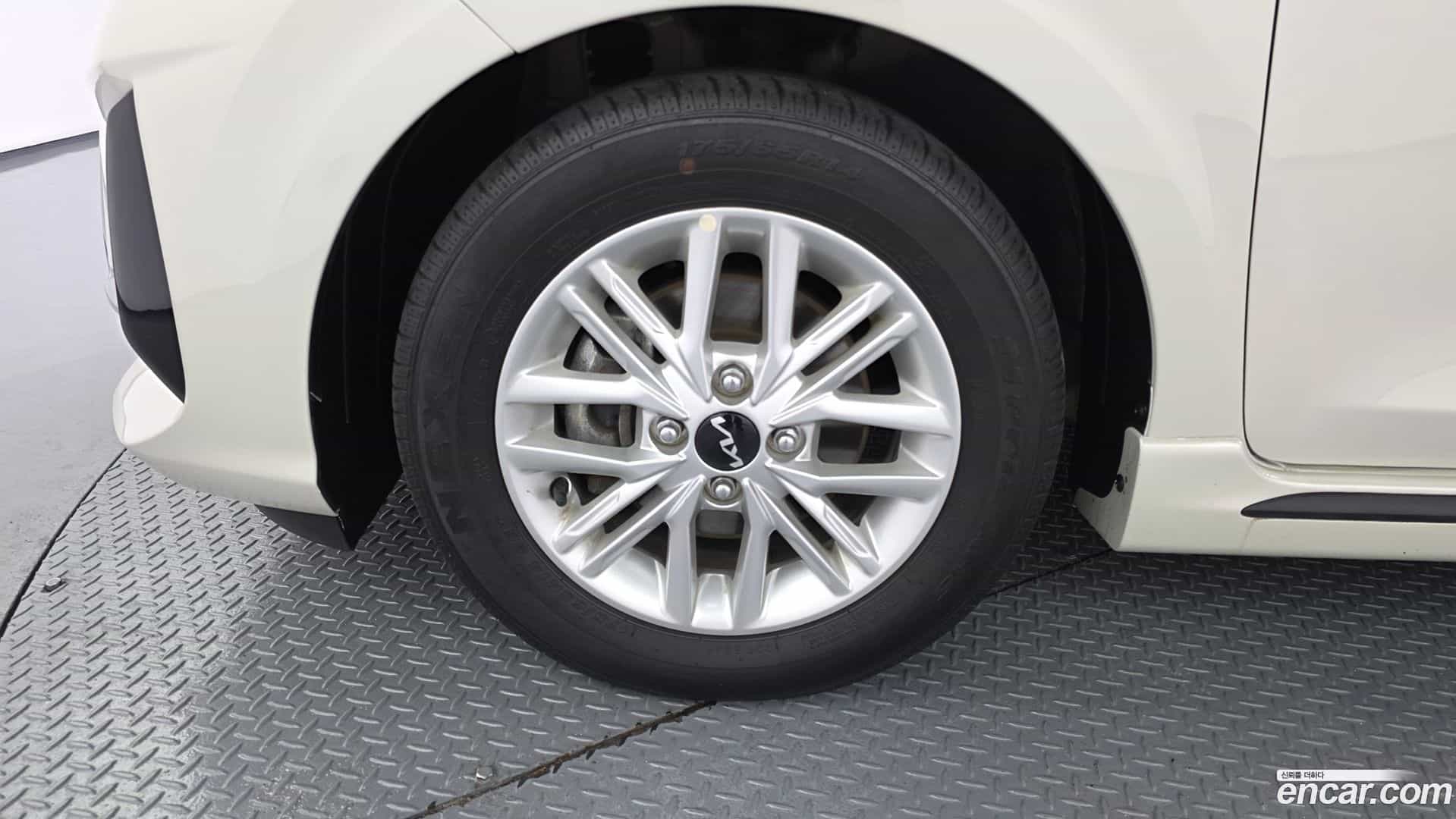 morning Kia 2023.0-OUTER-005
