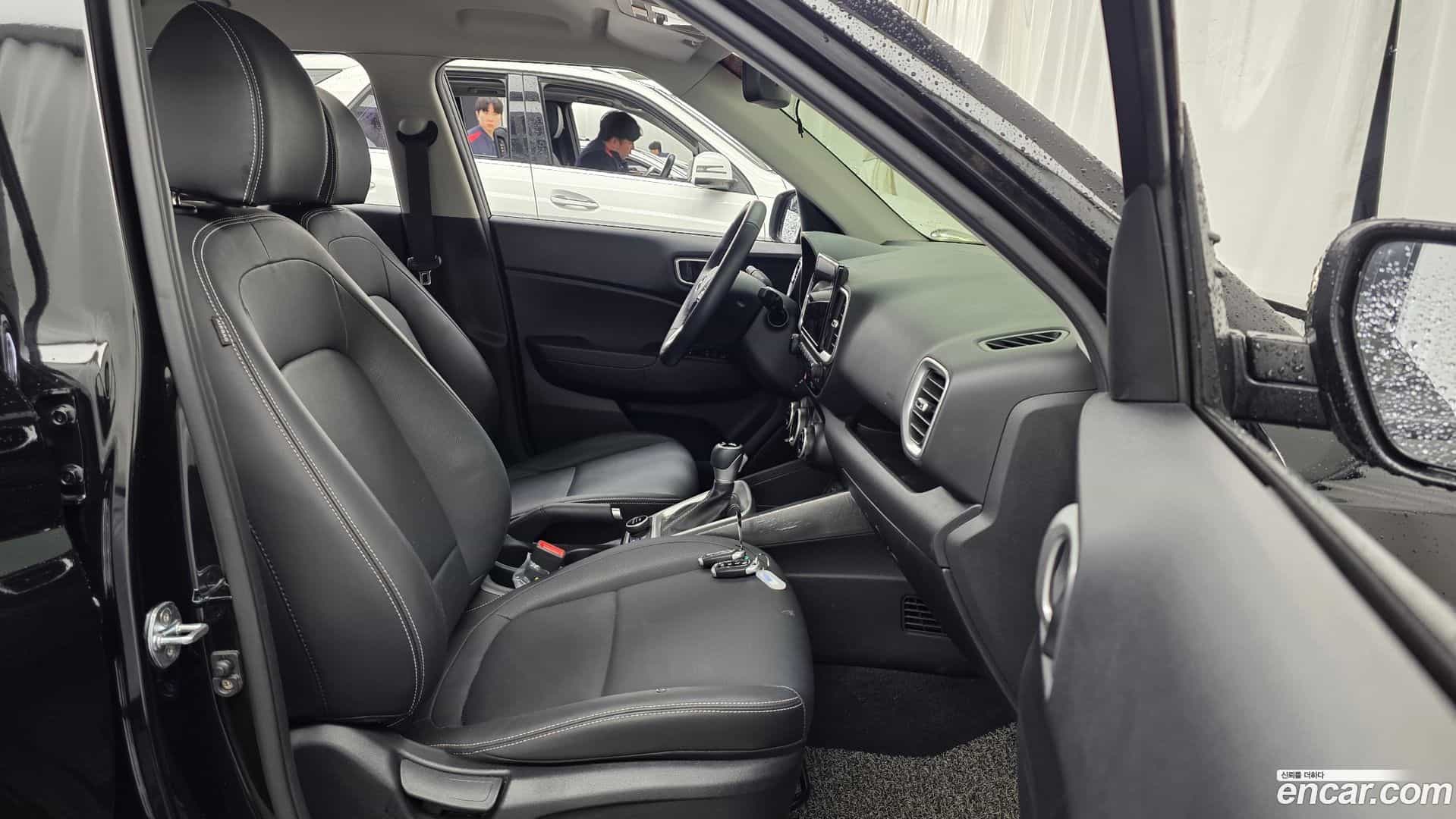 Venue Hyundai 2022.0-OPTION-015