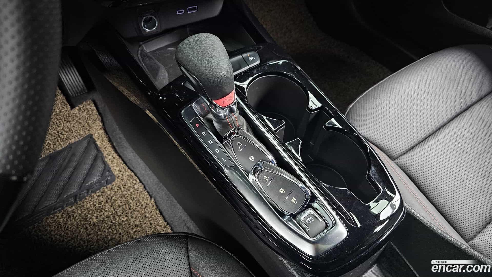 Trax Chevrolet 2023.4-INNER-009