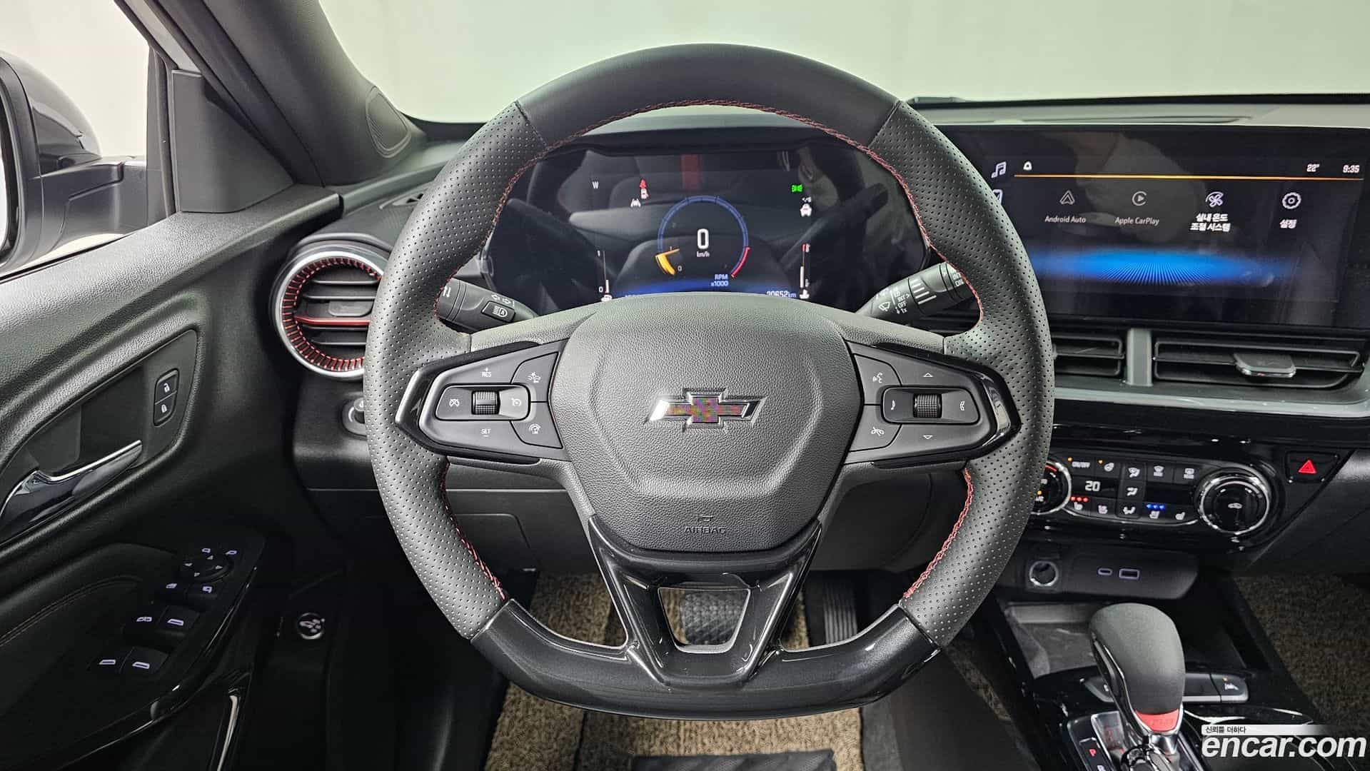 Trax Chevrolet 2023.4-OPTION-016
