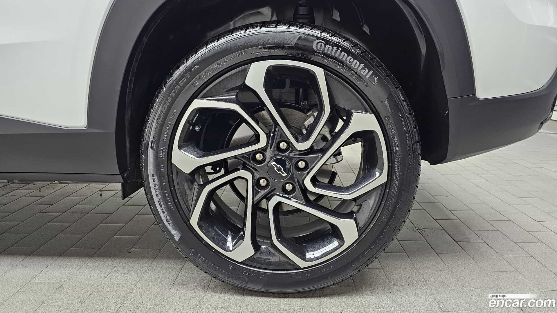 Trax Chevrolet 2023.4-OUTER-031