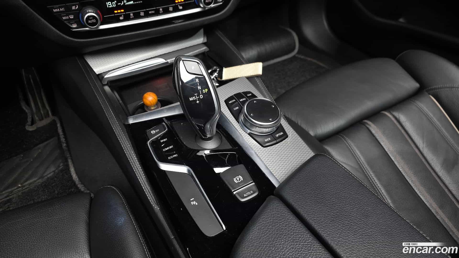 5-Series BMW 2018.0-INNER-009