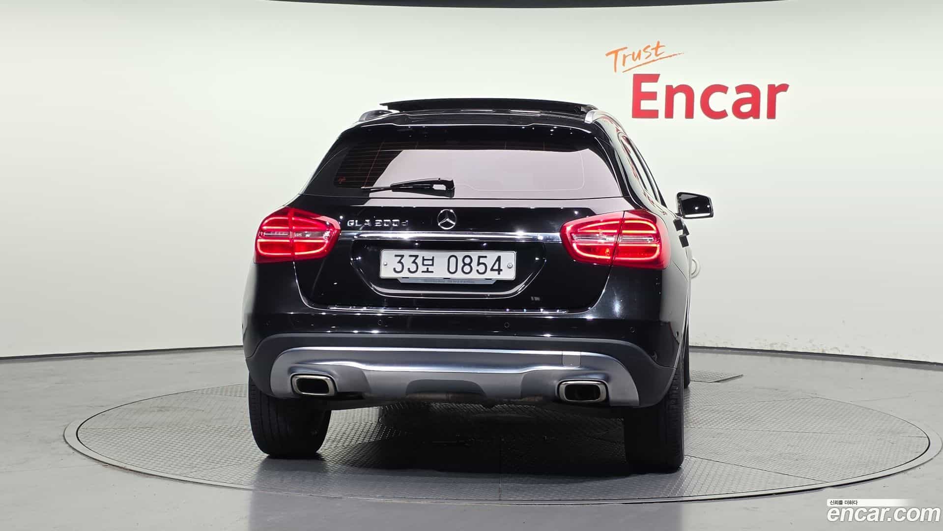 GLA-Class Mercedes-Benz 2016.4-OUTER-004