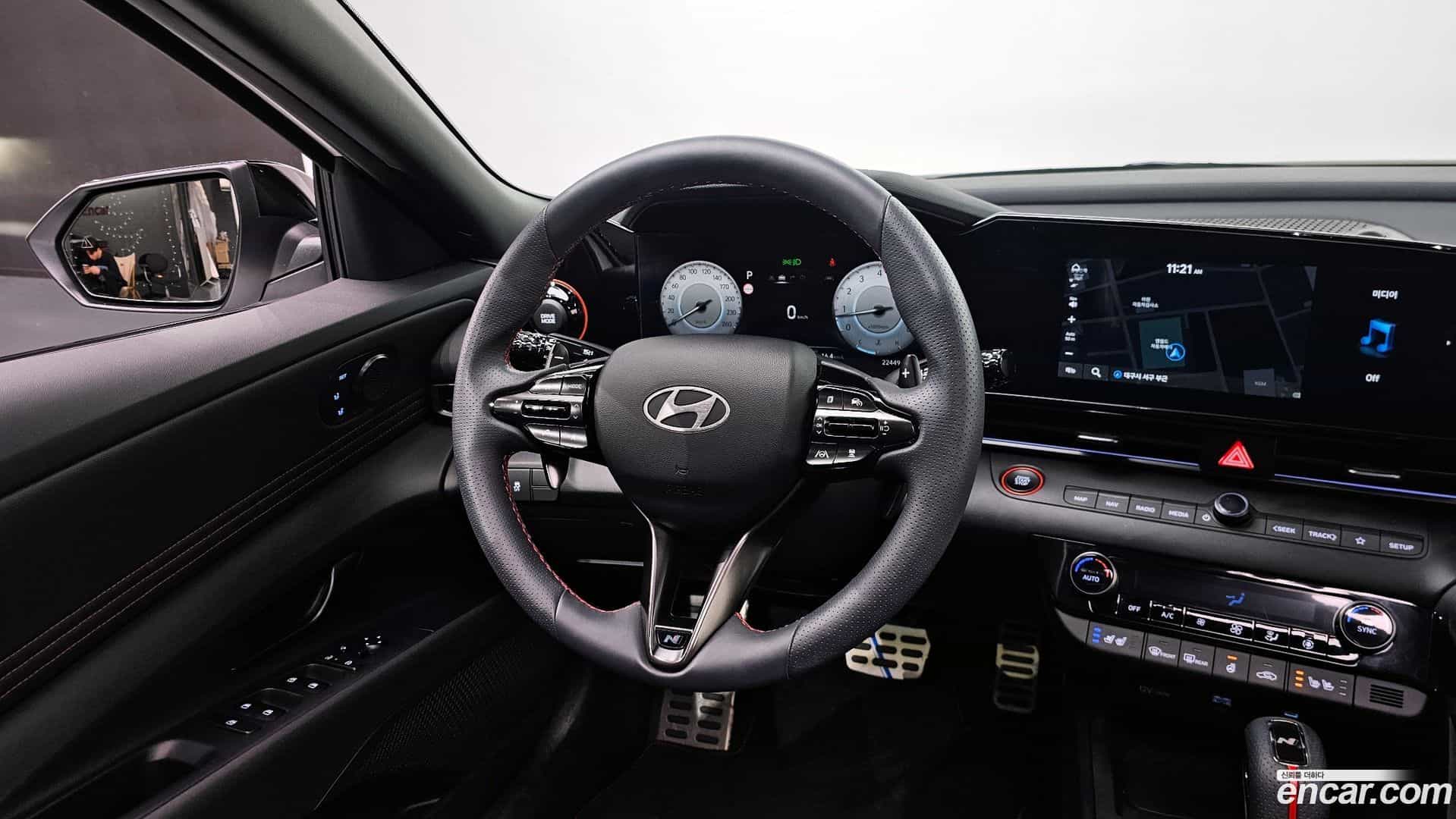 AVANTE Hyundai 2024.0-OPTION-016