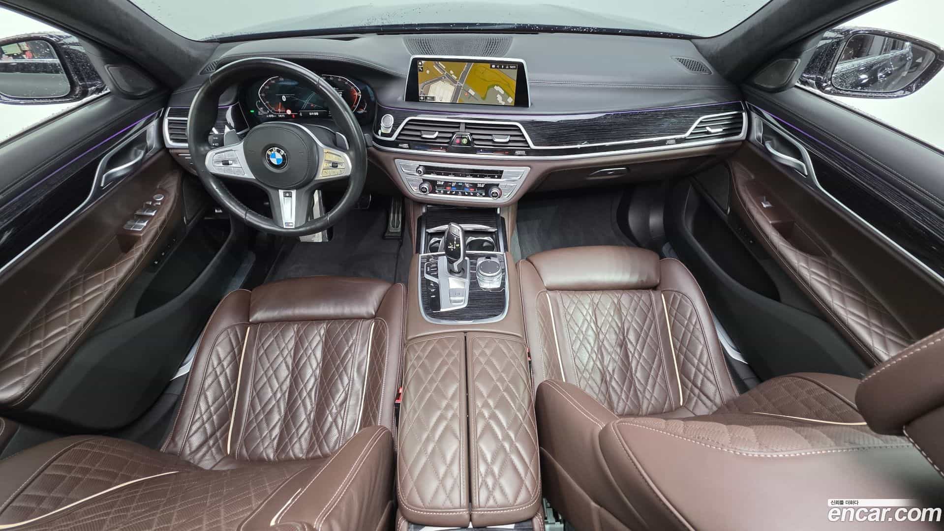 7-Series BMW 2021.4-INNER-007