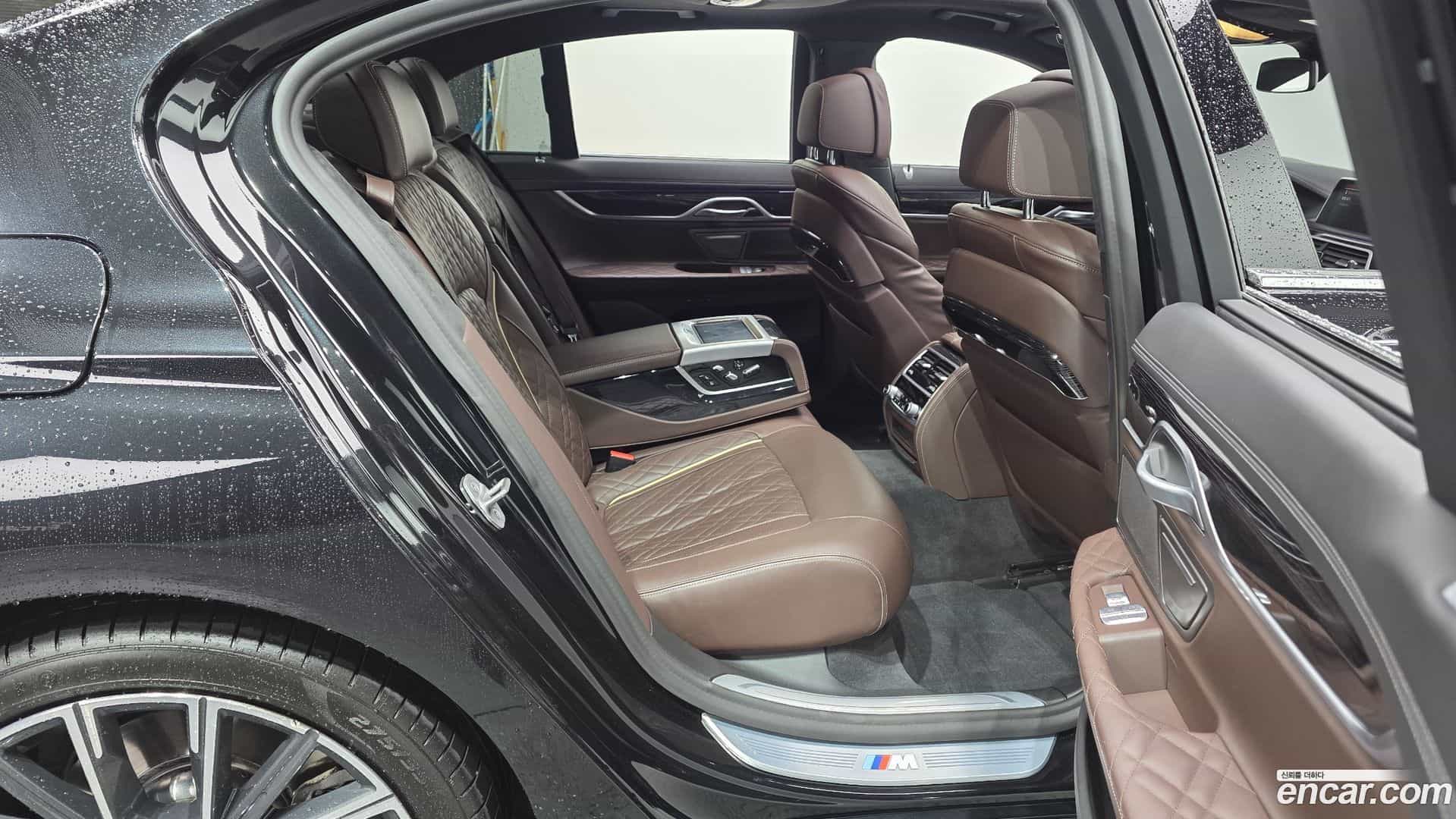 7-Series BMW 2021.4-OPTION-016