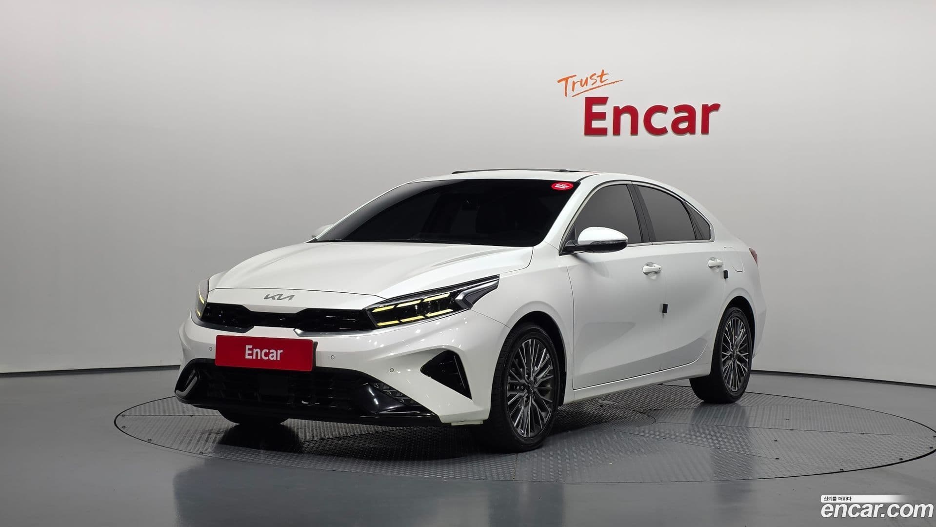 Main__Slider__Photo:K3 Kia 2022.1-0
