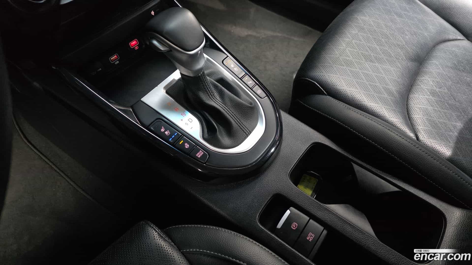 K3 Kia 2022.1-INNER-009