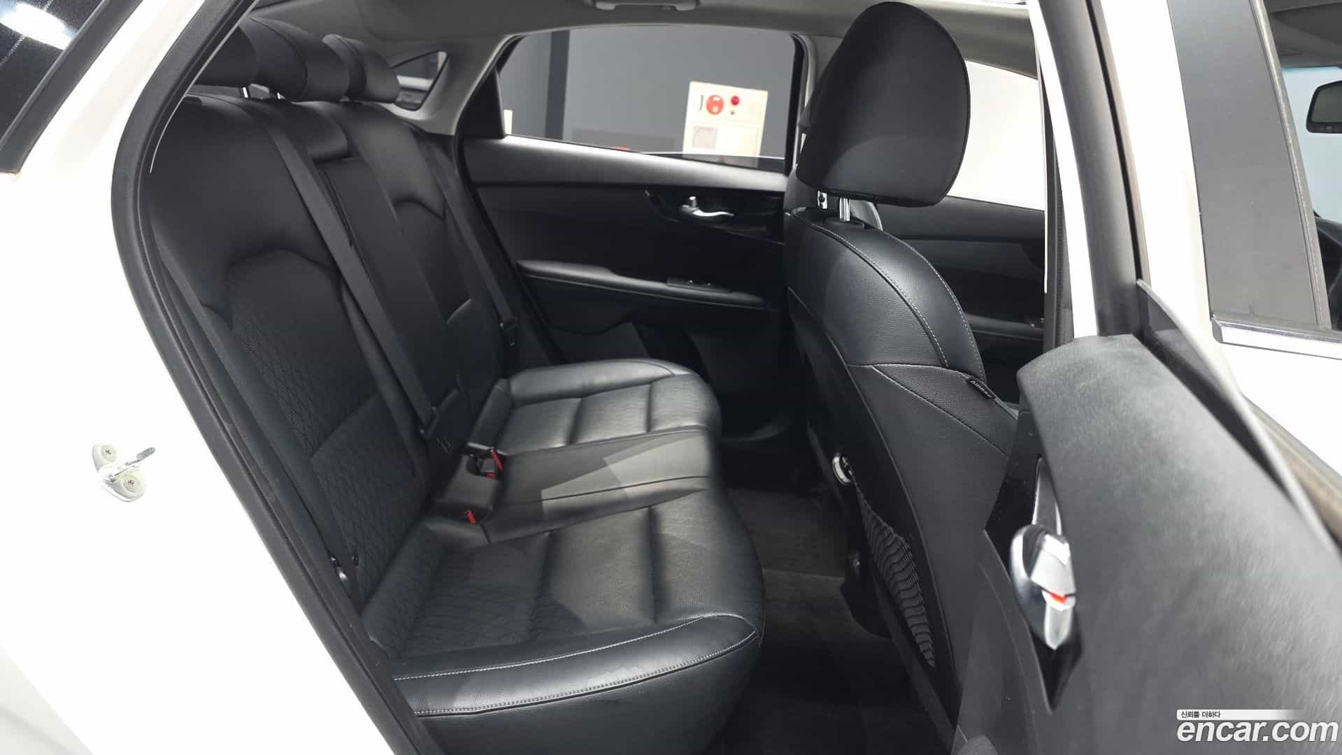 K3 Kia 2022.1-OPTION-016