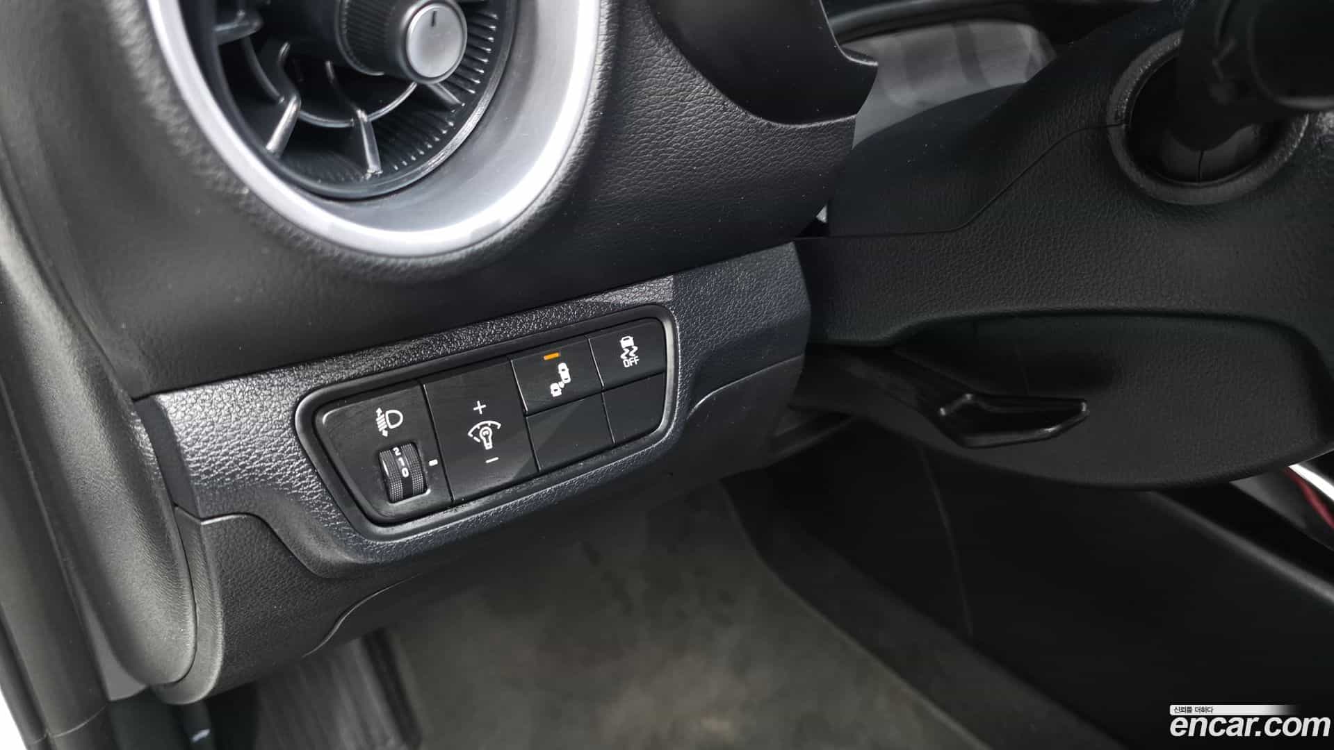 K3 Kia 2022.1-OPTION-042