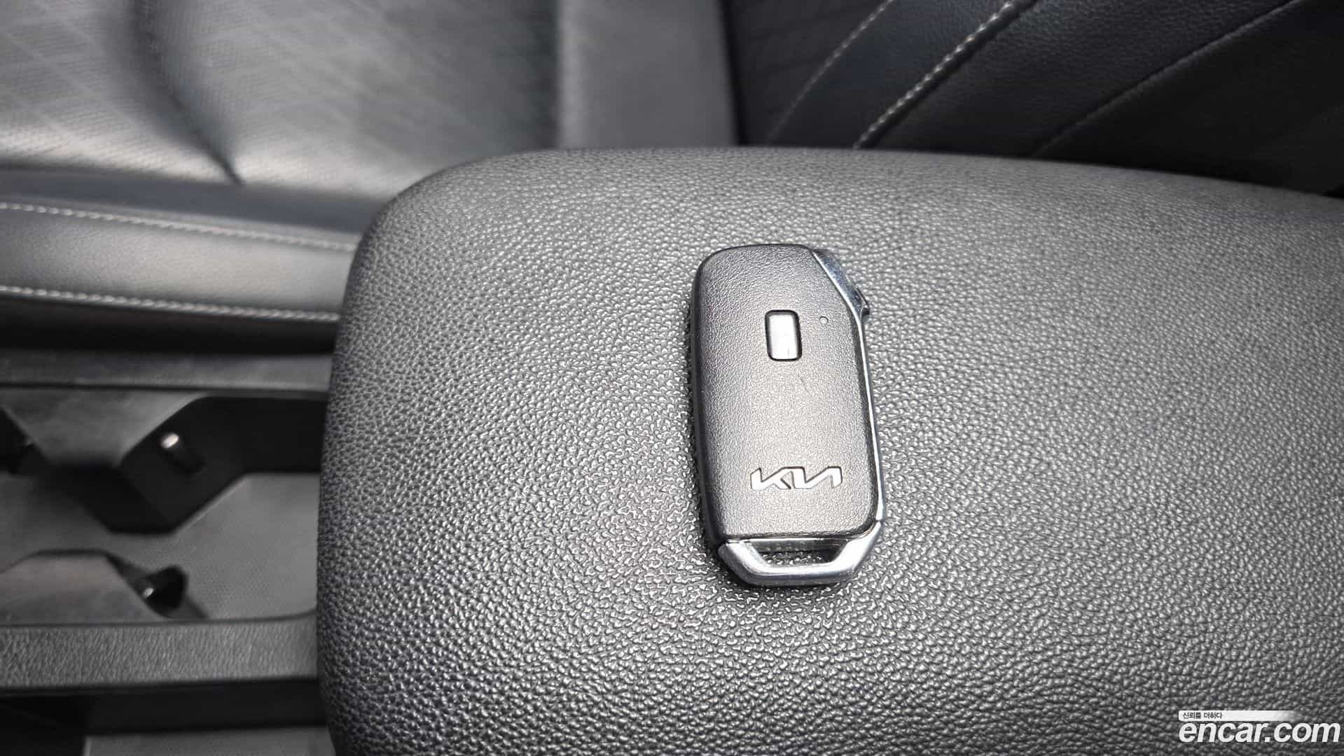 K3 Kia 2022.1-OPTION-048