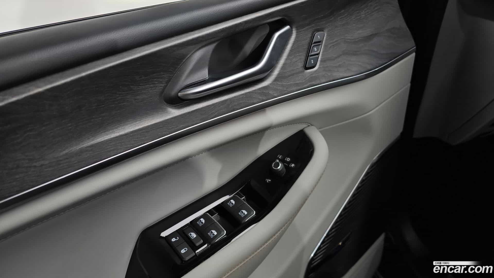 Cherokee Jeep 2022.10-OPTION-047