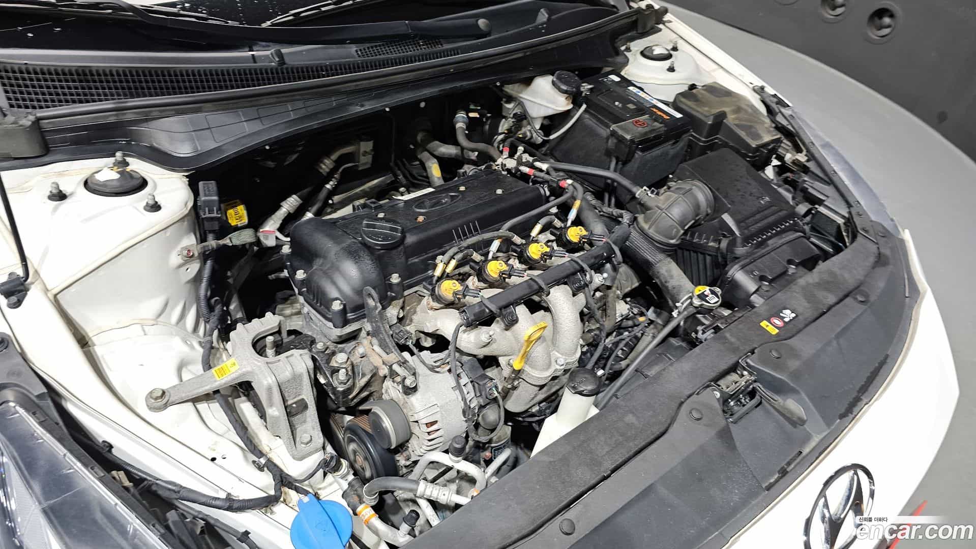 AVANTE Hyundai 2022.1-OUTER-006