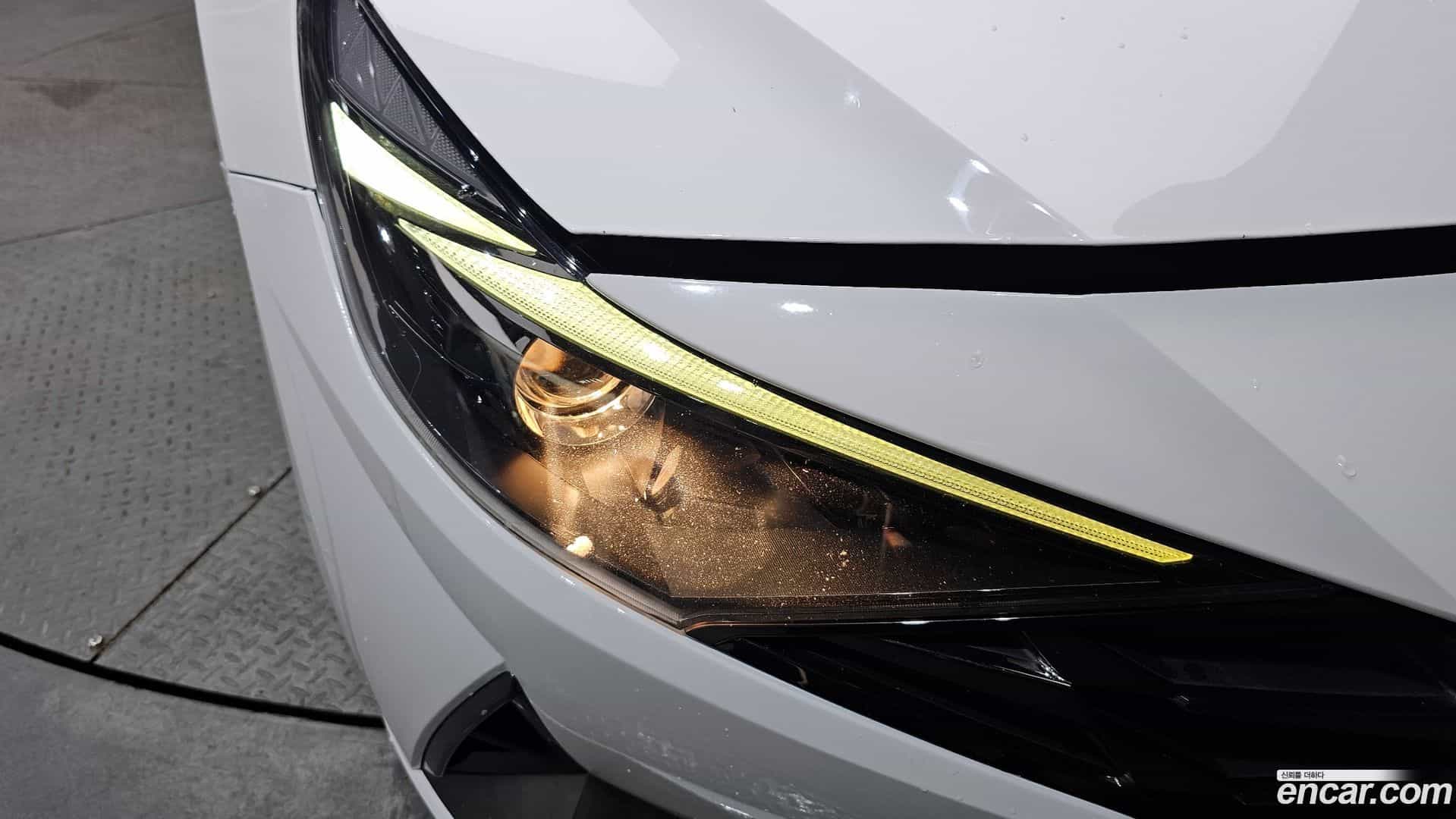 AVANTE Hyundai 2022.1-OUTER-032