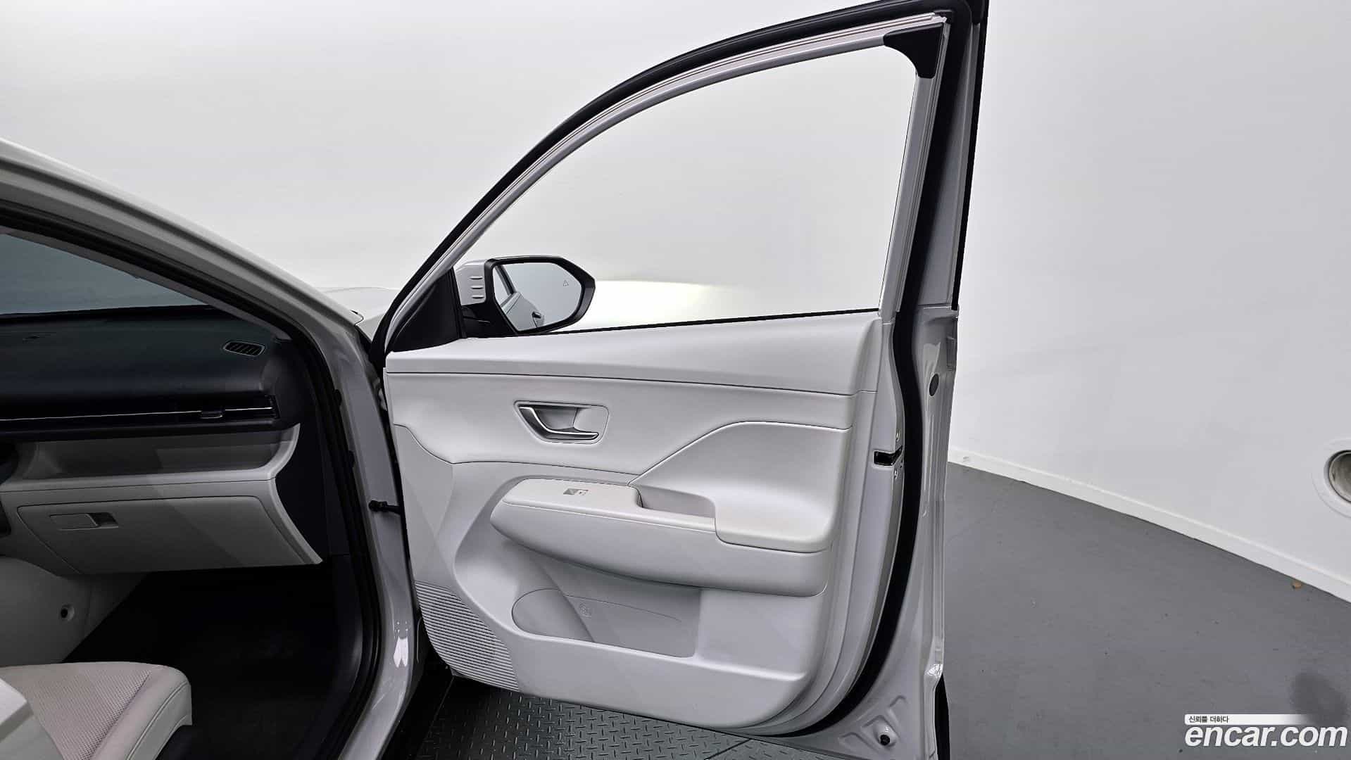 Kona Hyundai 2023.2-INNER-034