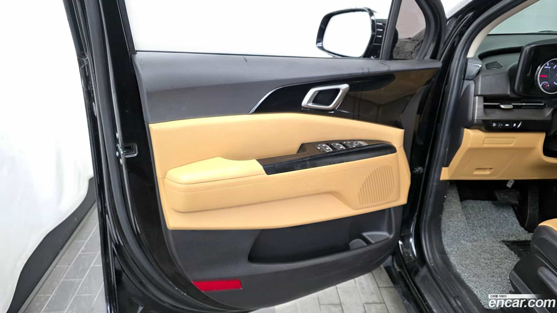 Canival Kia 2022.5-INNER-034