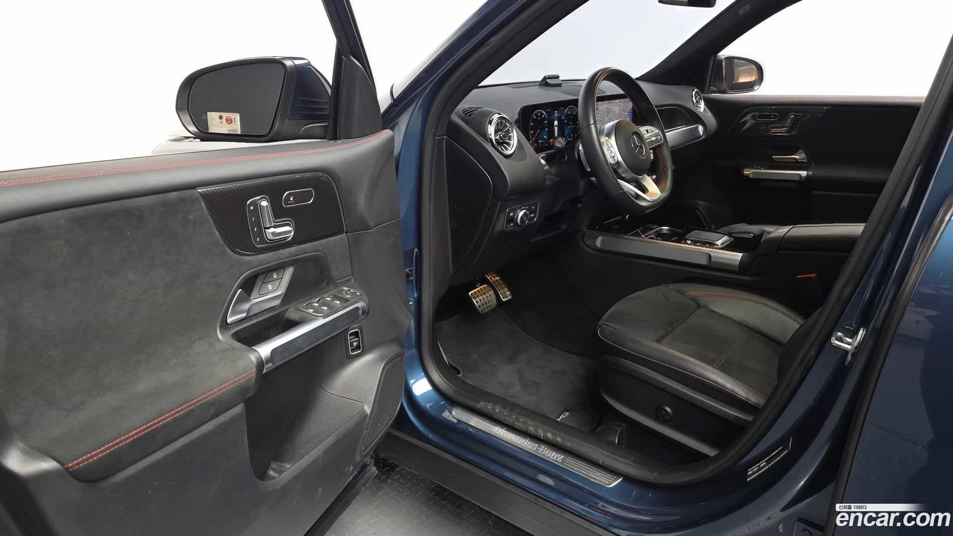 GLB-Class Mercedes-Benz 2021.7-INNER-010