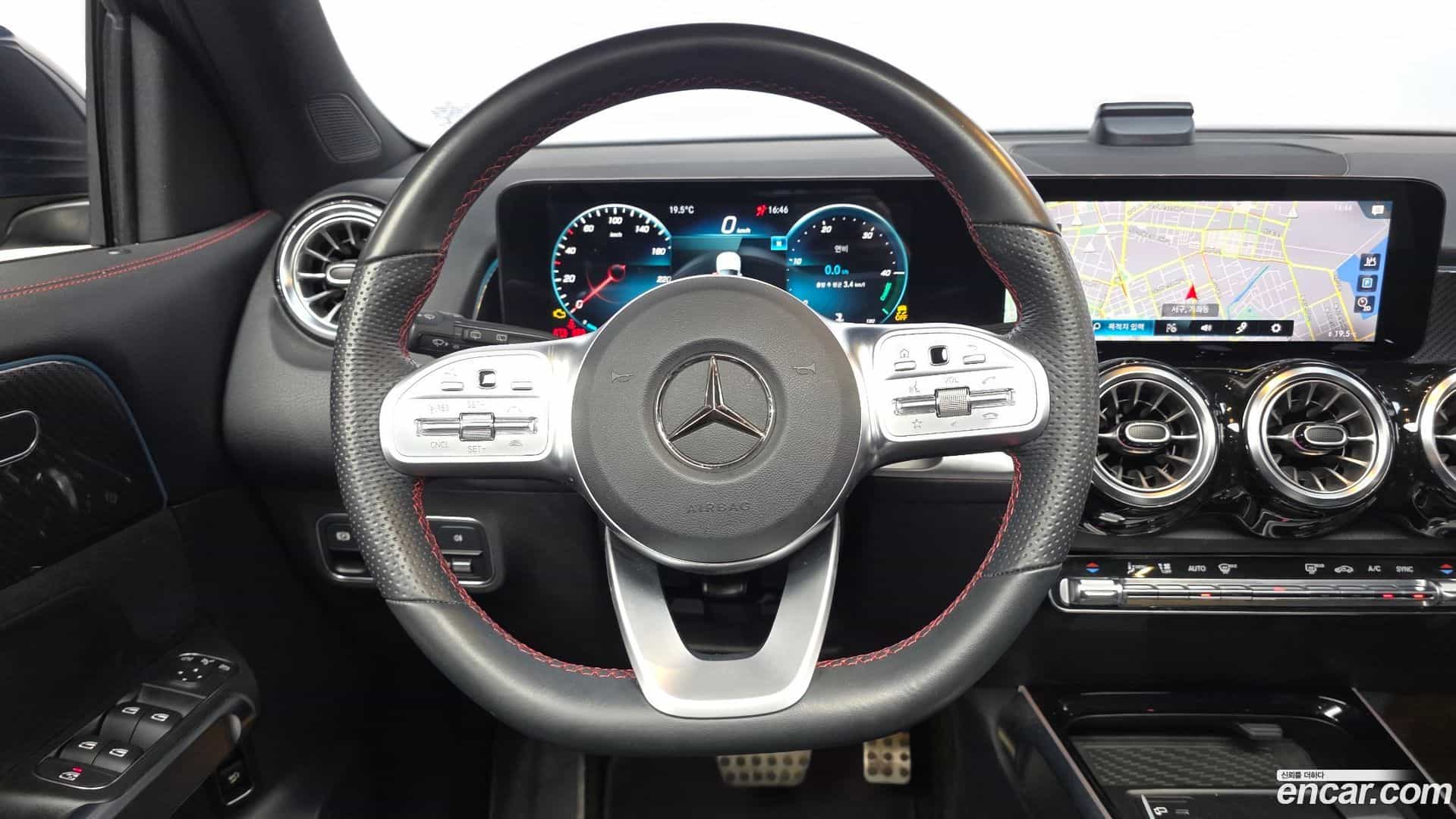 GLB-Class Mercedes-Benz 2021.7-OPTION-017
