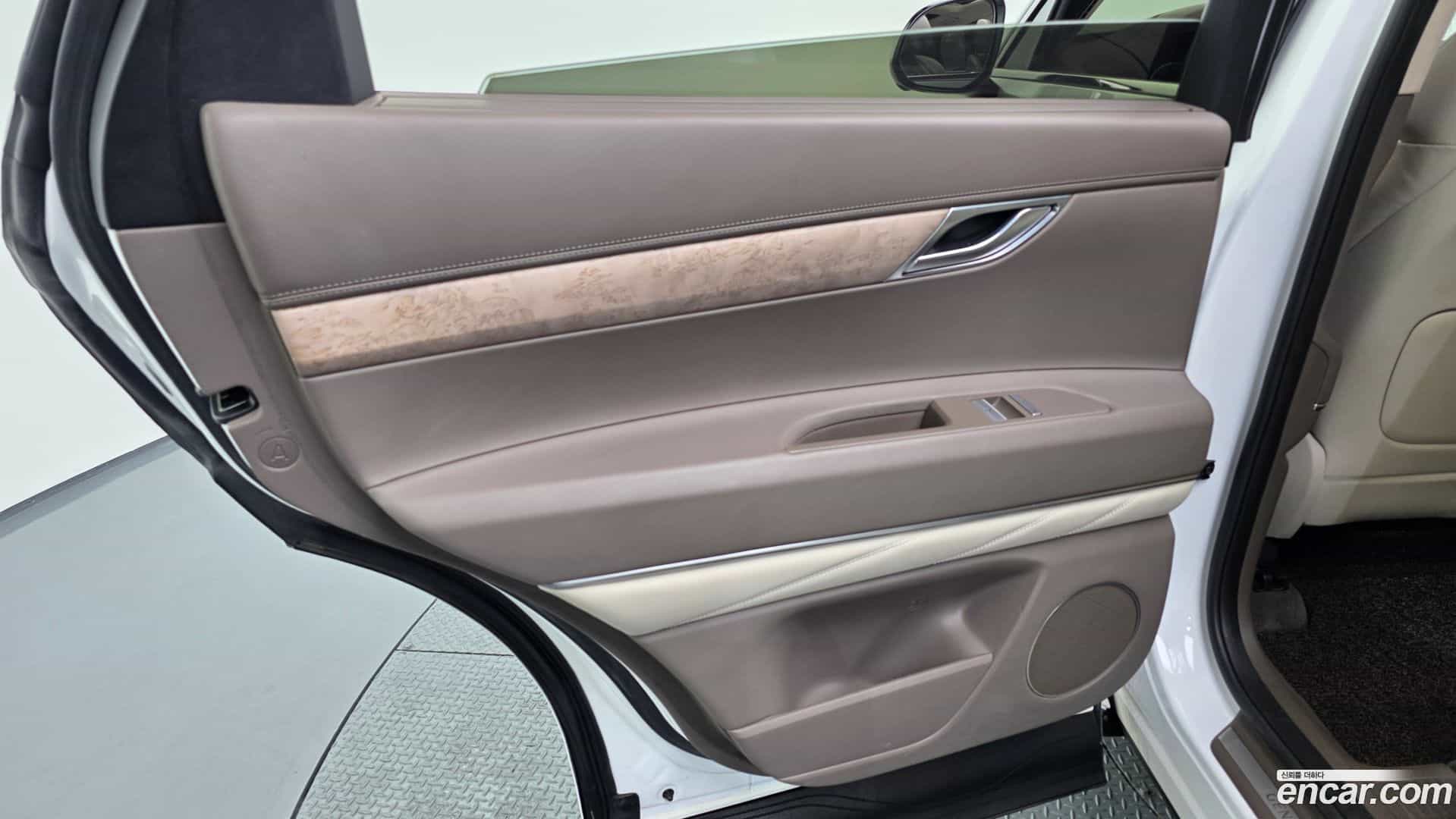 GV80 Genesis 2021.3-INNER-035