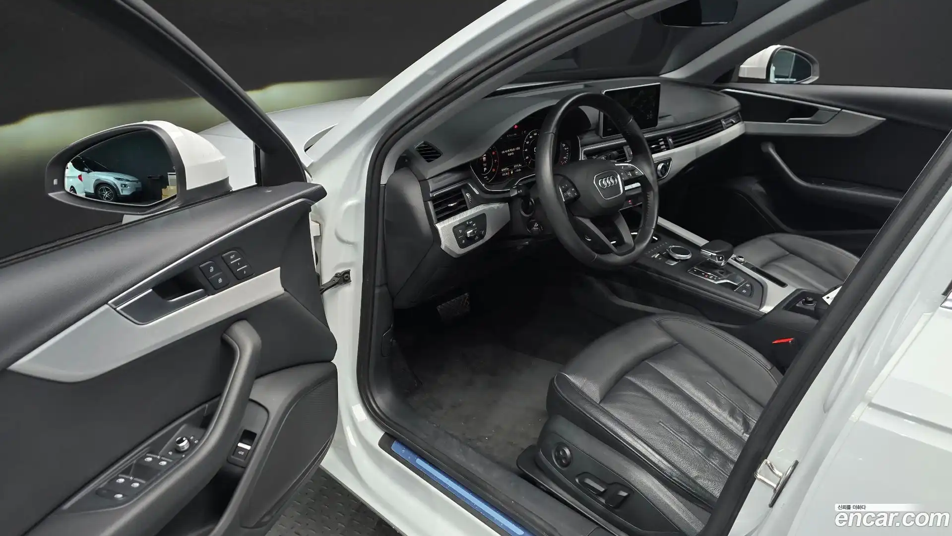 A4 Audi 2019.11-INNER-010