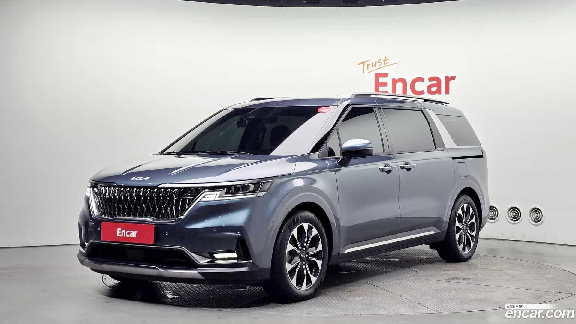 Canival Kia 2023.9-OUTER-001