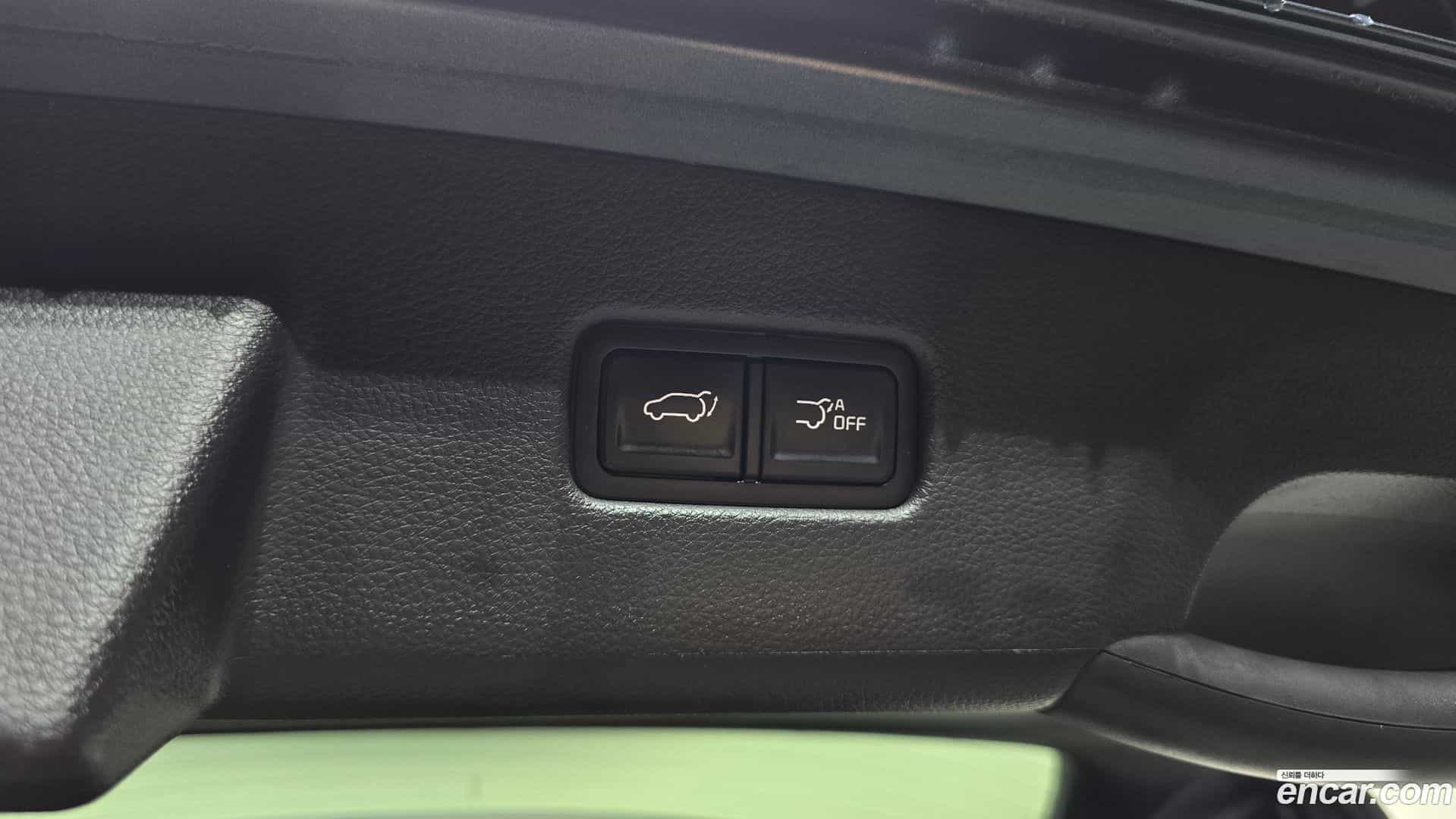 Canival Kia 2023.9-OPTION-021