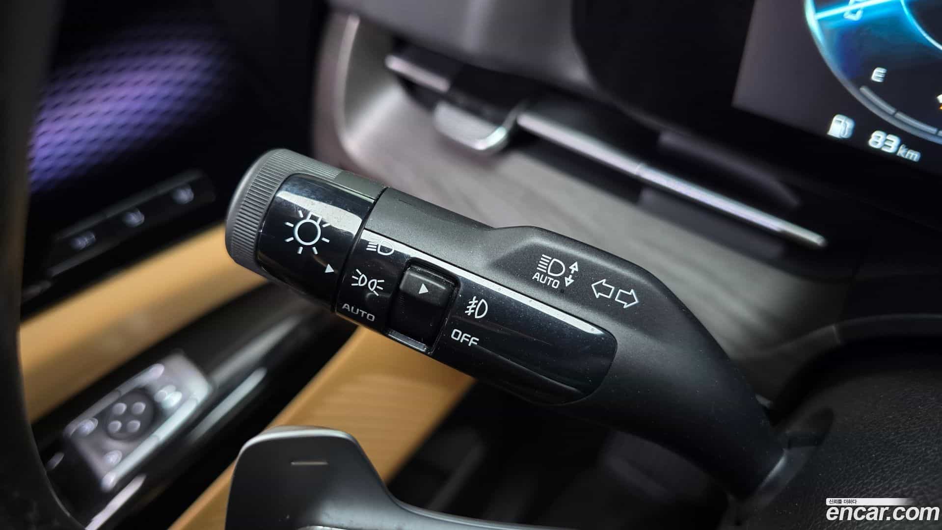 Canival Kia 2023.9-OPTION-042