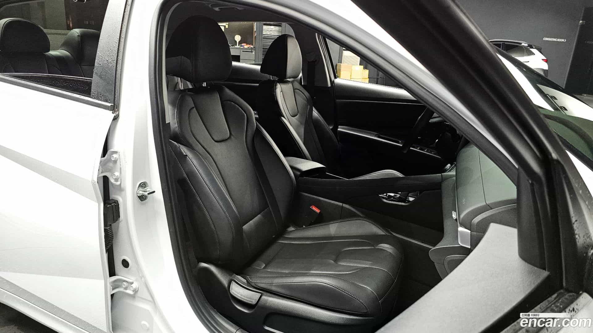 AVANTE Hyundai 2020.7-INNER-010