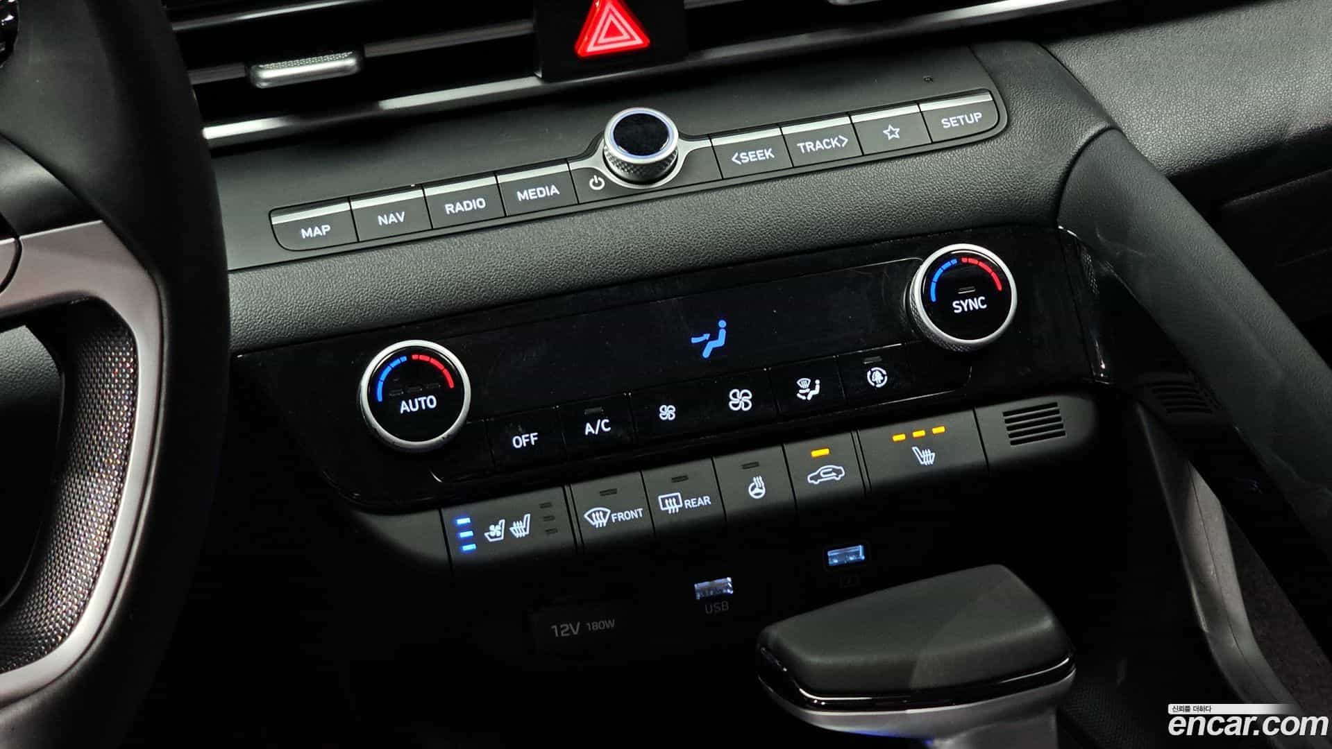 AVANTE Hyundai 2020.7-OPTION-041
