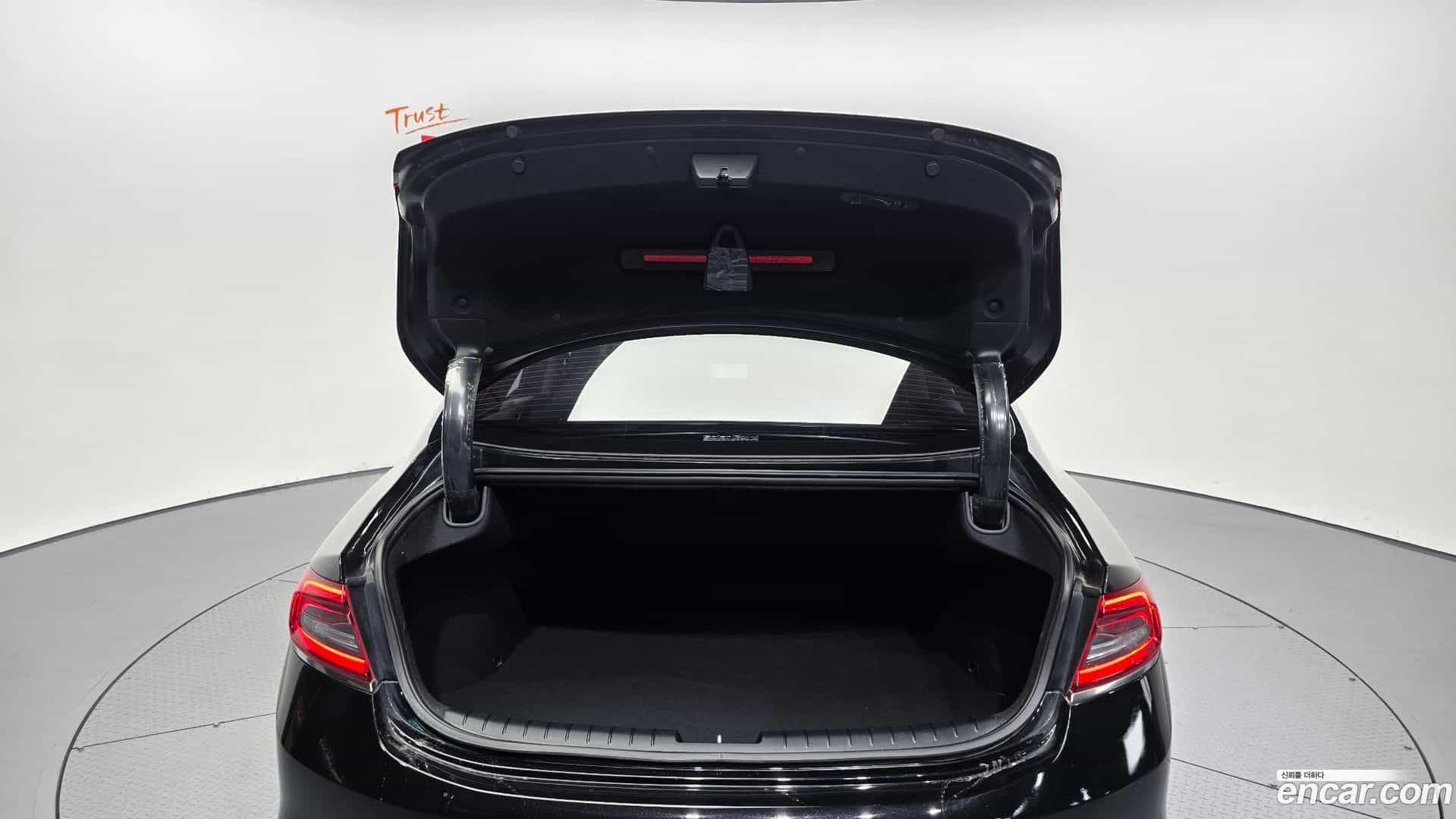 Grandeur Hyundai 2019.8-OPTION-024