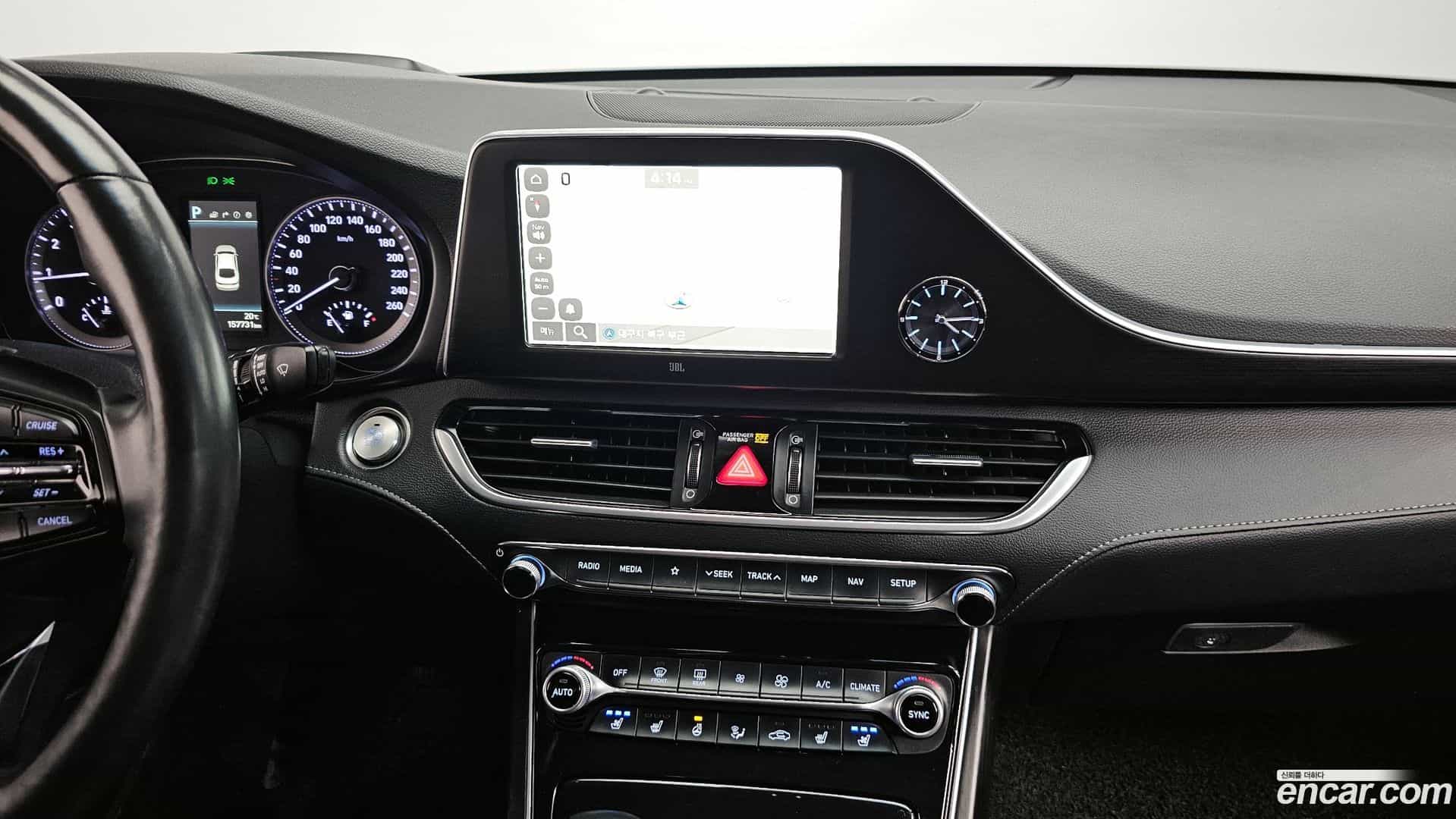 Grandeur Hyundai 2018.6-OPTION-017