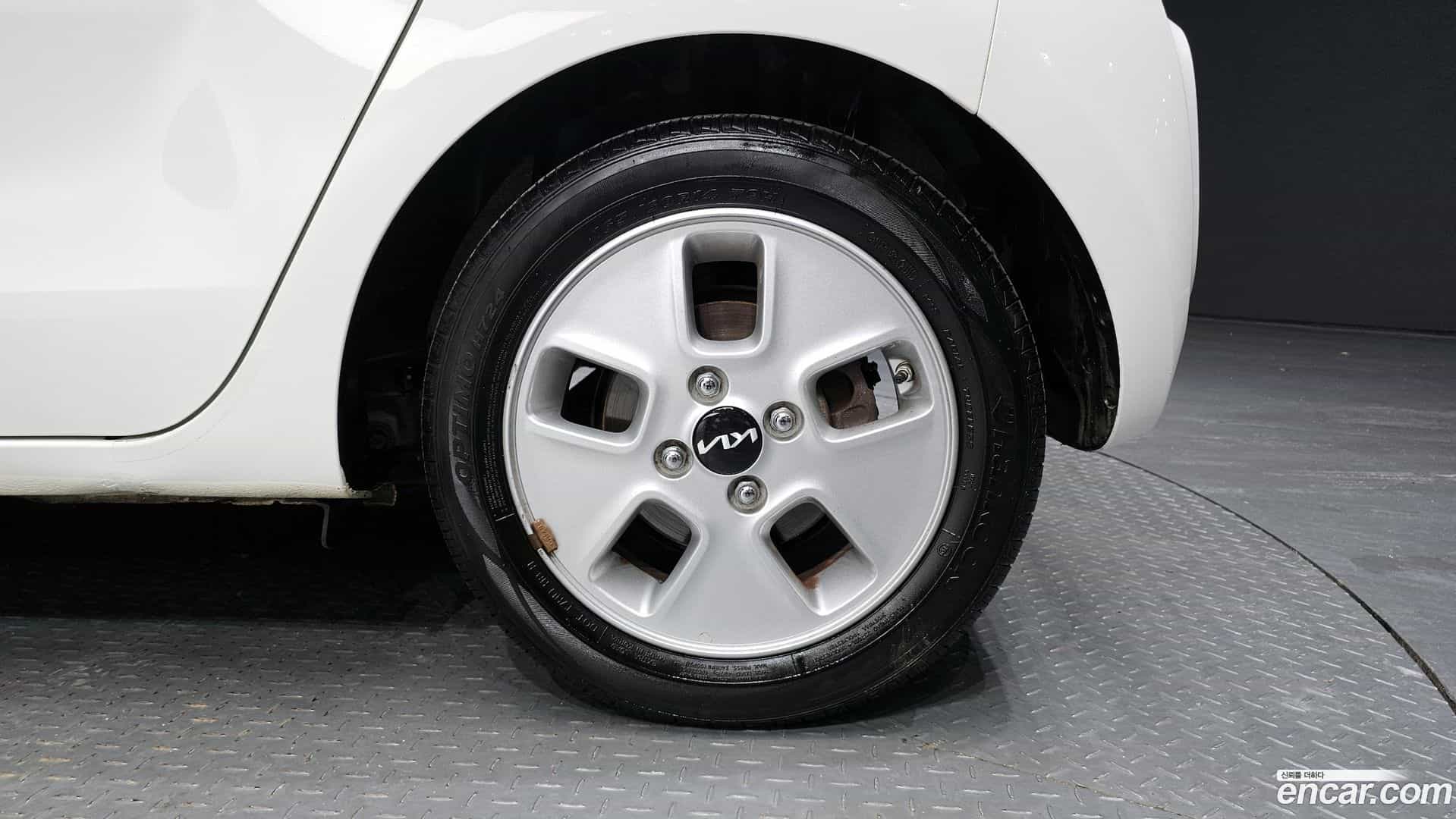 RAY Kia 2022.0-OUTER-031