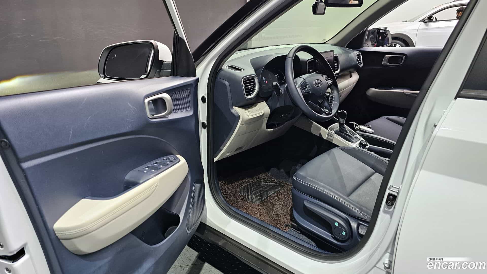 Venue Hyundai 2023.6-INNER-010