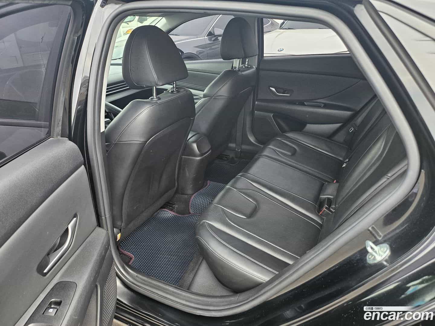 AVANTE Hyundai 2021.3-INNER-007