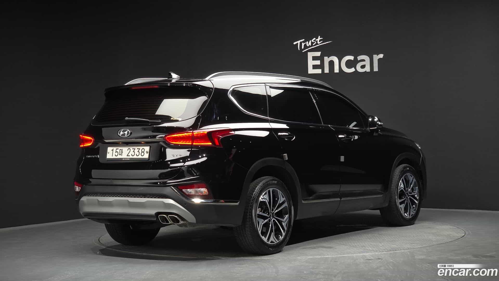 Santafe Hyundai 2019.2-OUTER-002