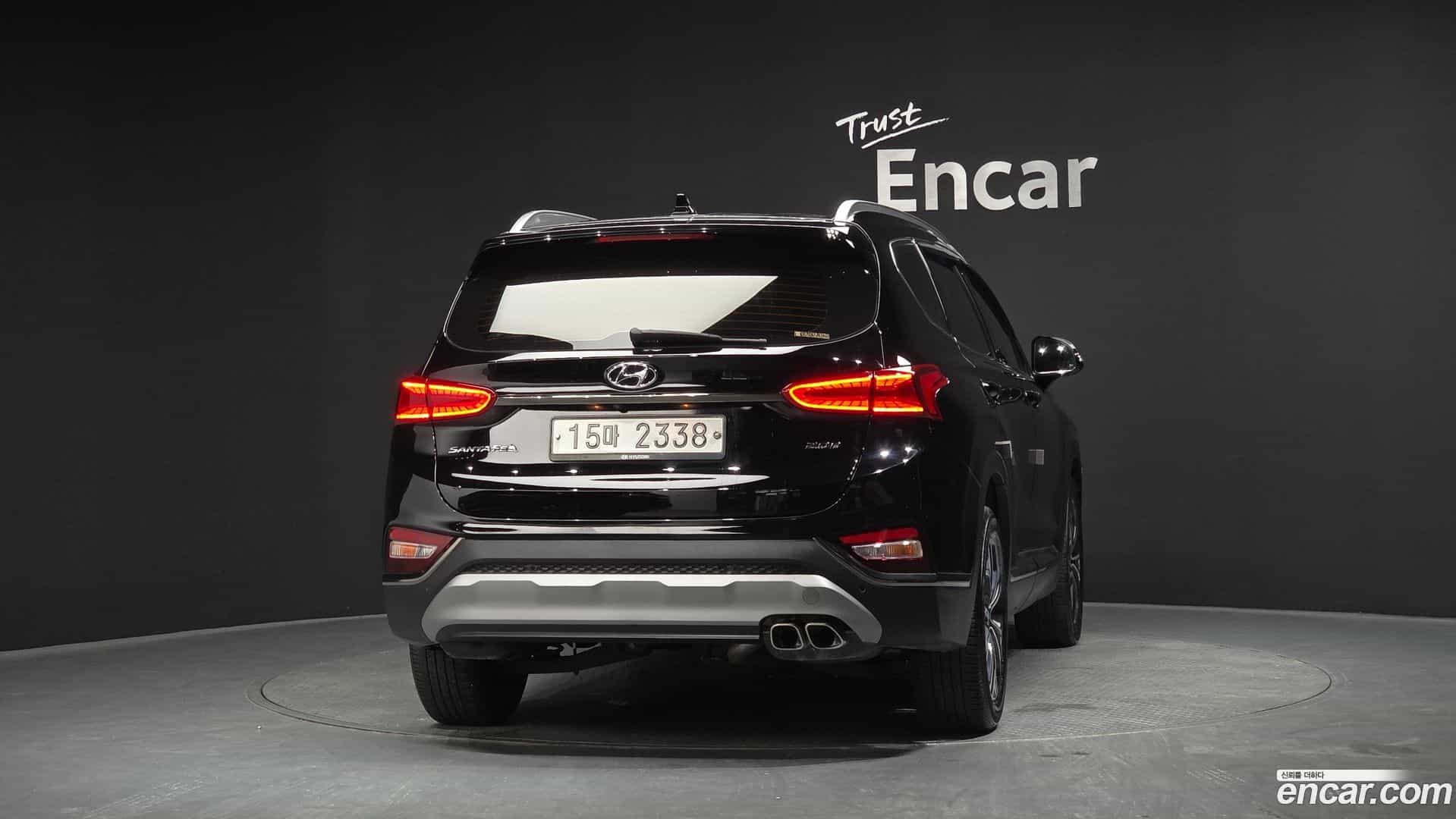 Santafe Hyundai 2019.2-OUTER-004