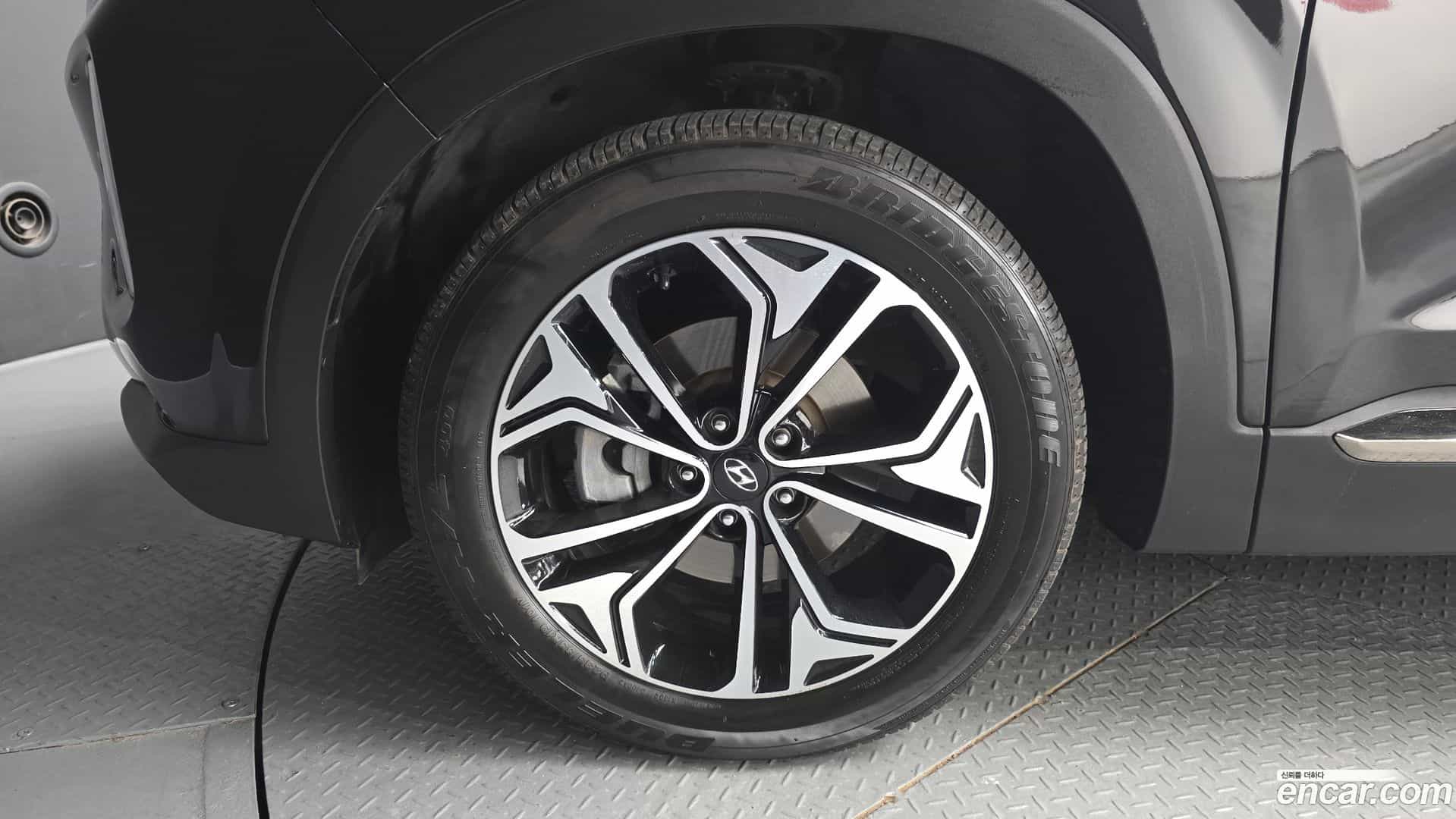 Santafe Hyundai 2019.2-OUTER-005
