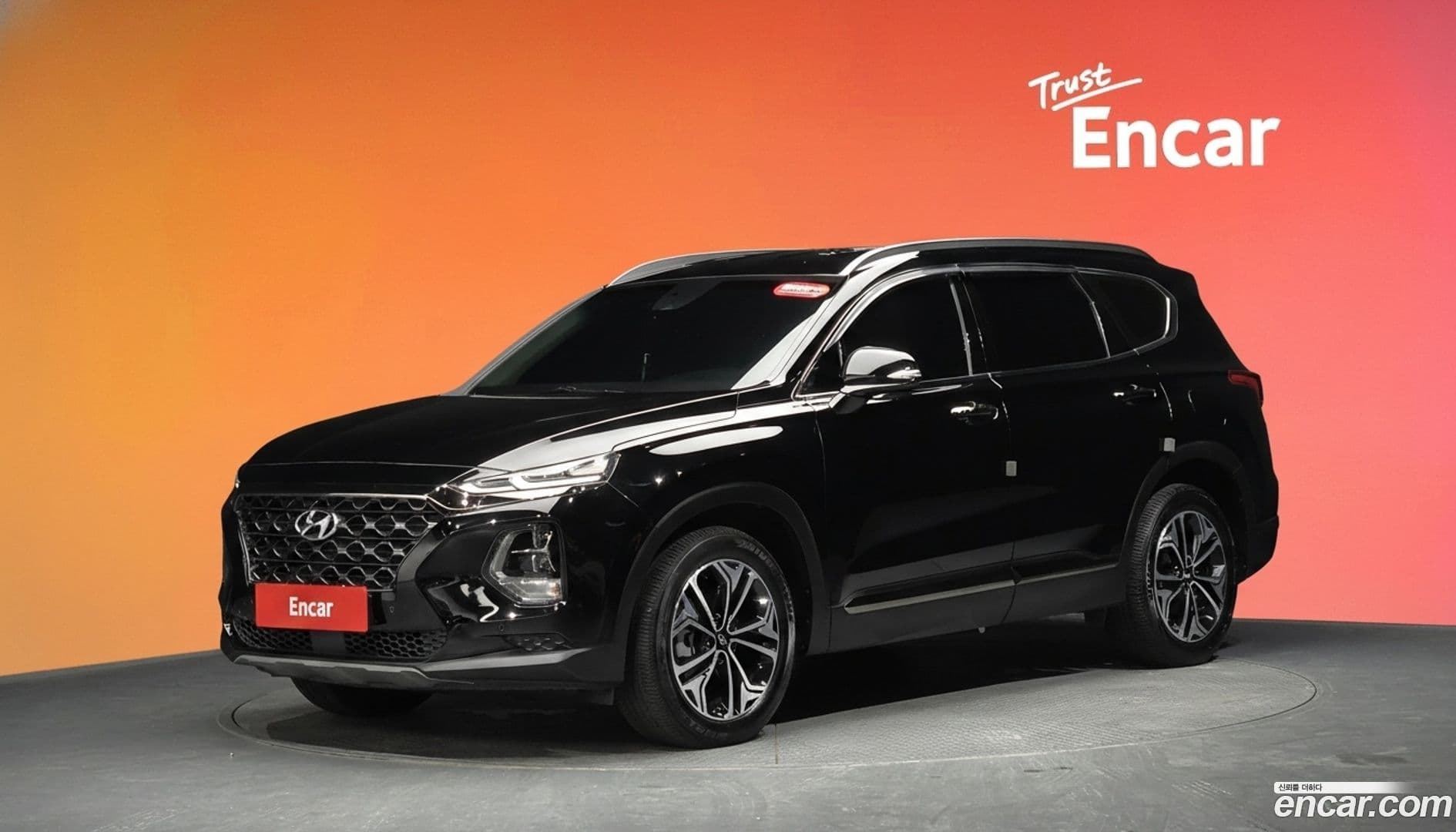 Main__Slider__Photo:Santafe Hyundai 2019.2-0