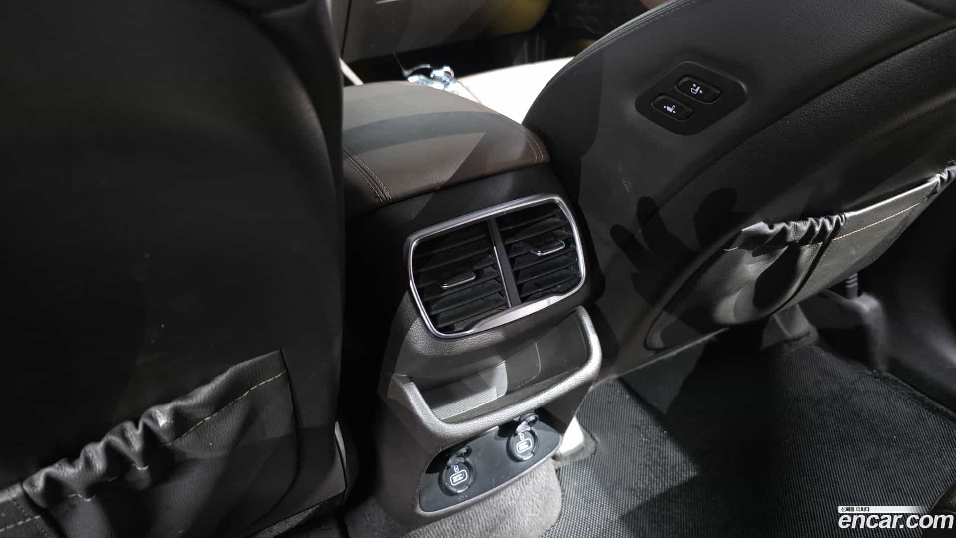 Santafe Hyundai 2019.2-OPTION-044