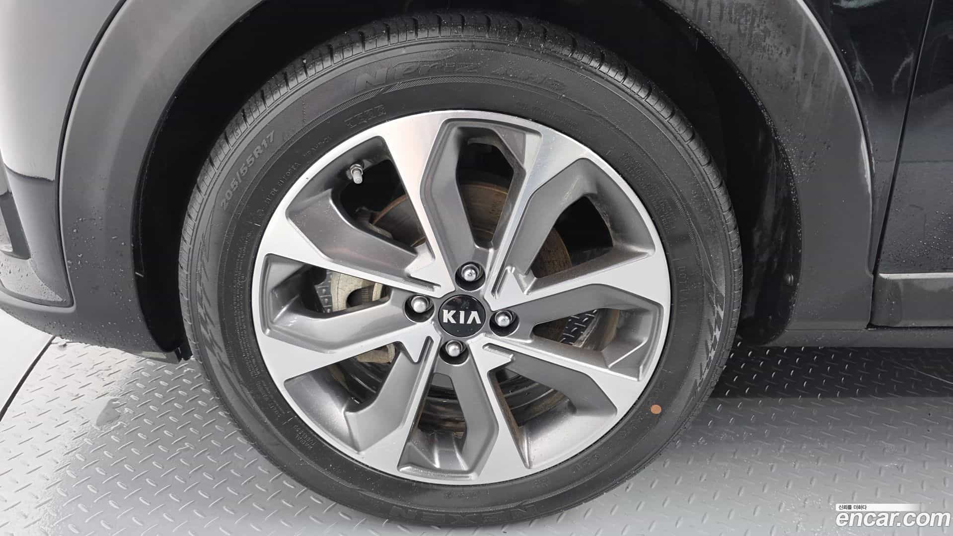 Stonic Kia 2020.5-OUTER-005