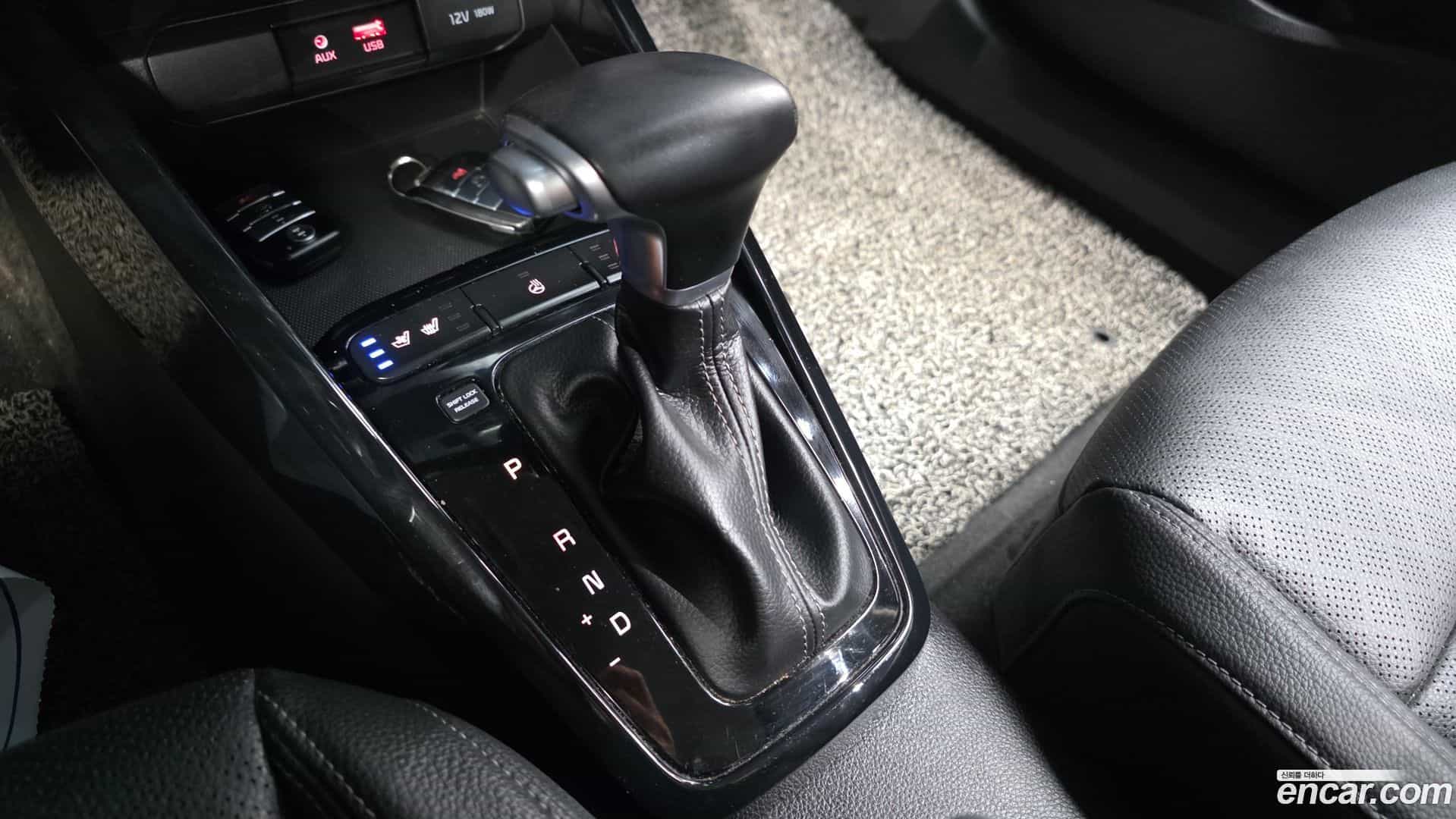 Stonic Kia 2020.5-INNER-009