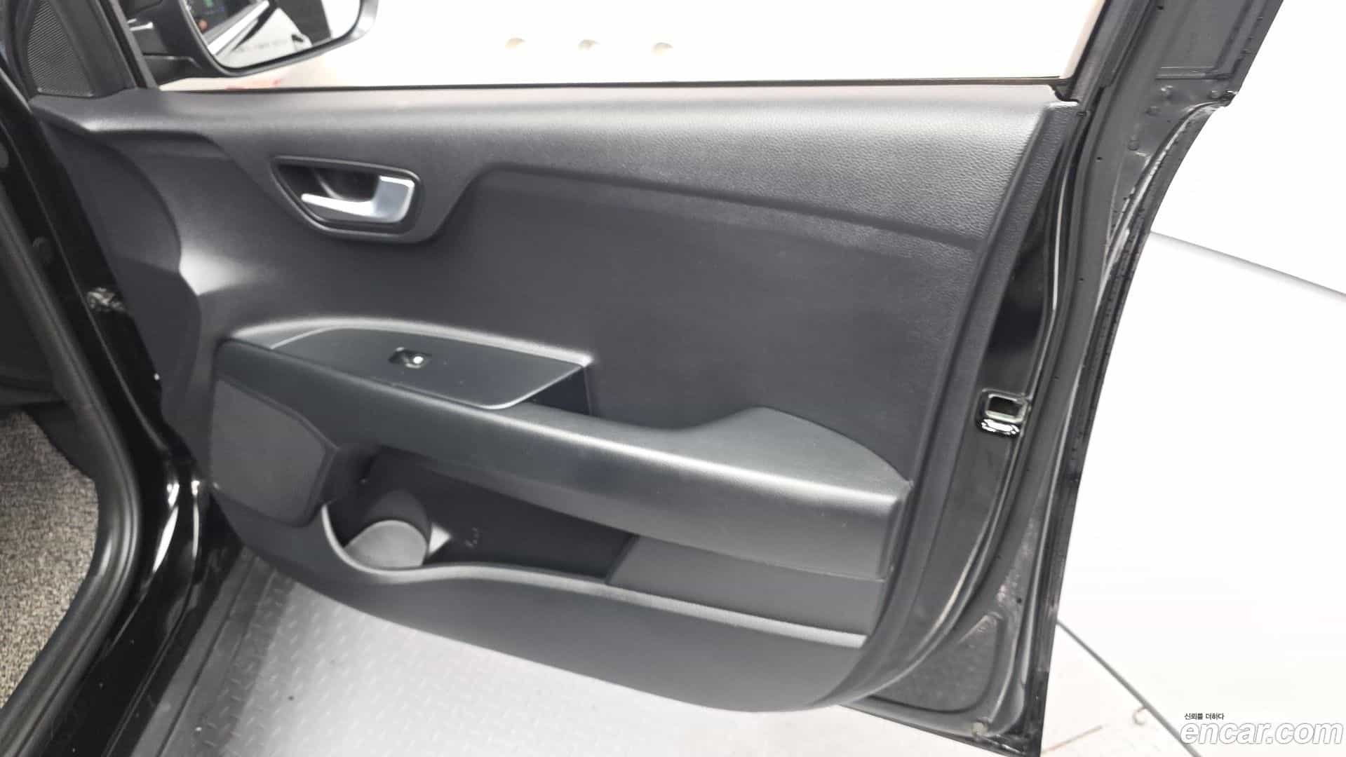 Stonic Kia 2020.5-INNER-034