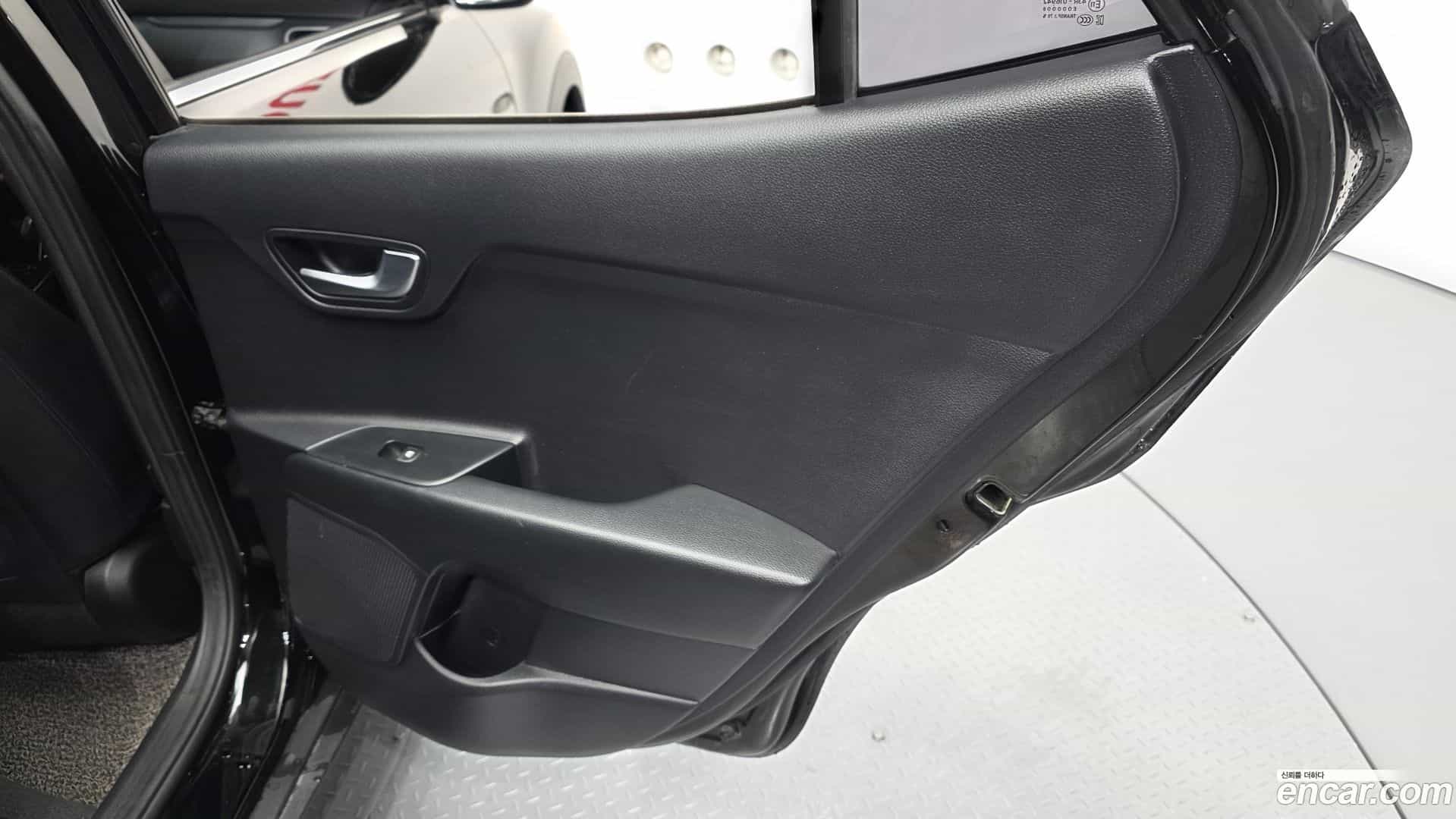 Stonic Kia 2020.5-INNER-035