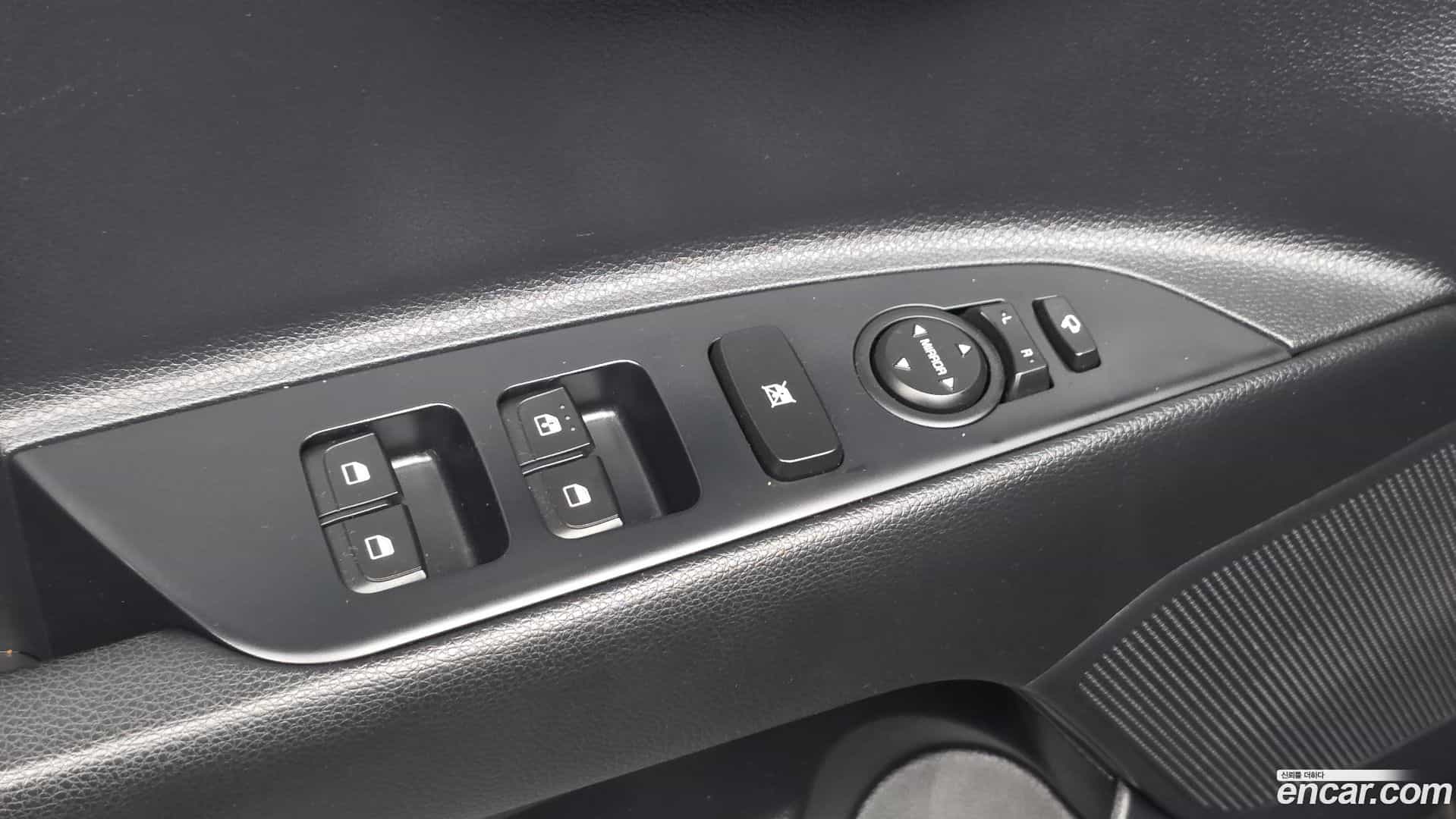 Stonic Kia 2020.5-OPTION-041