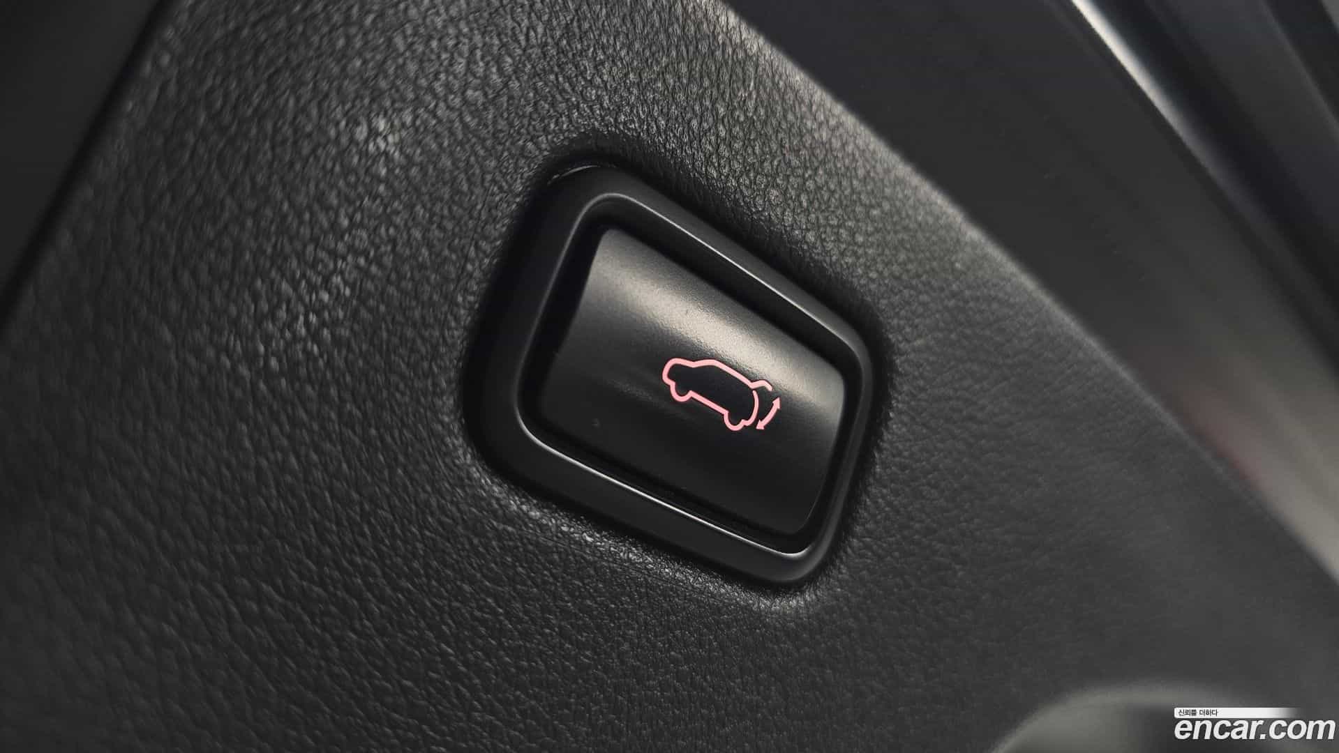Sorento Kia 2019.0-OPTION-024
