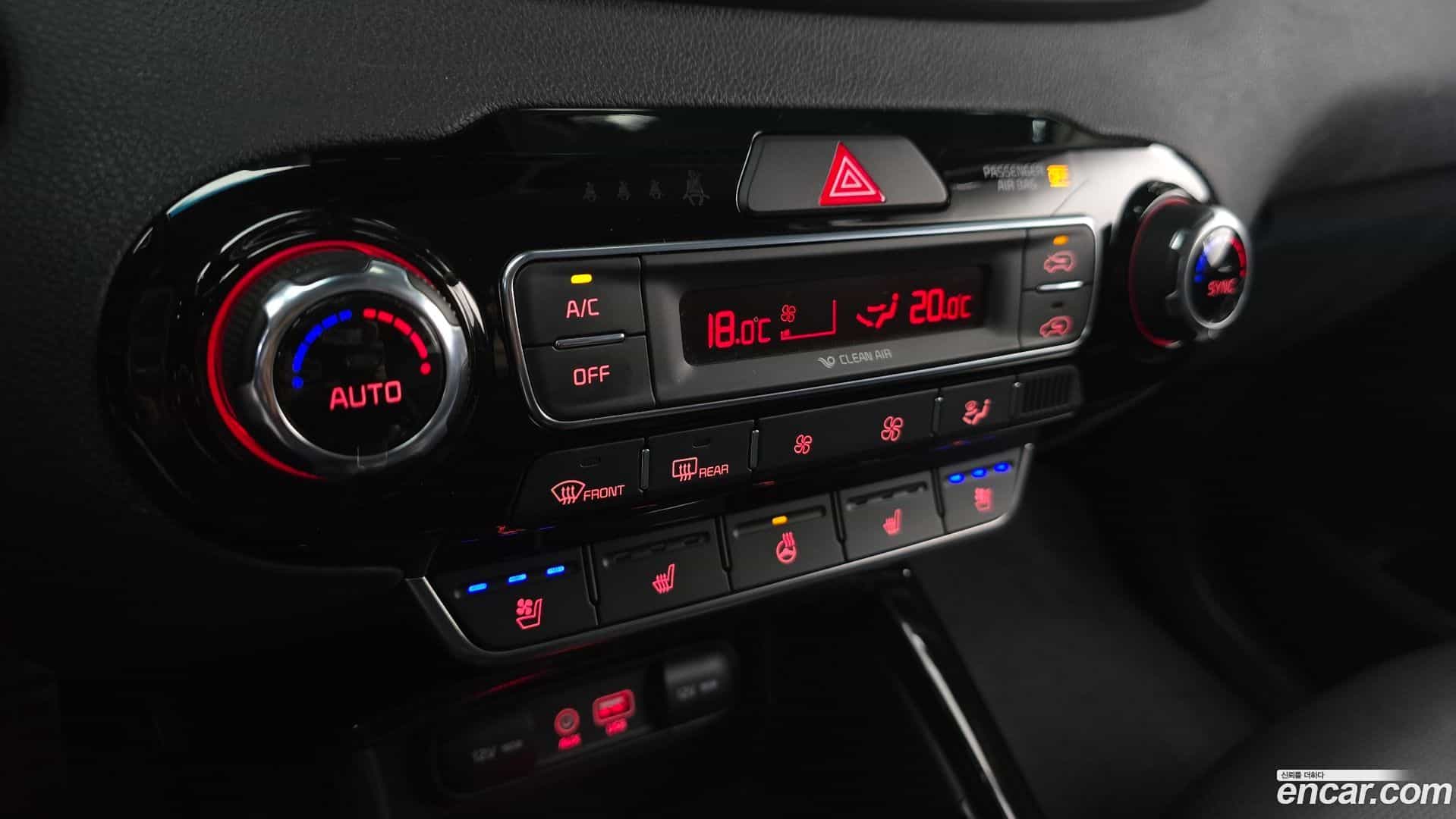 Sorento Kia 2019.0-OPTION-042