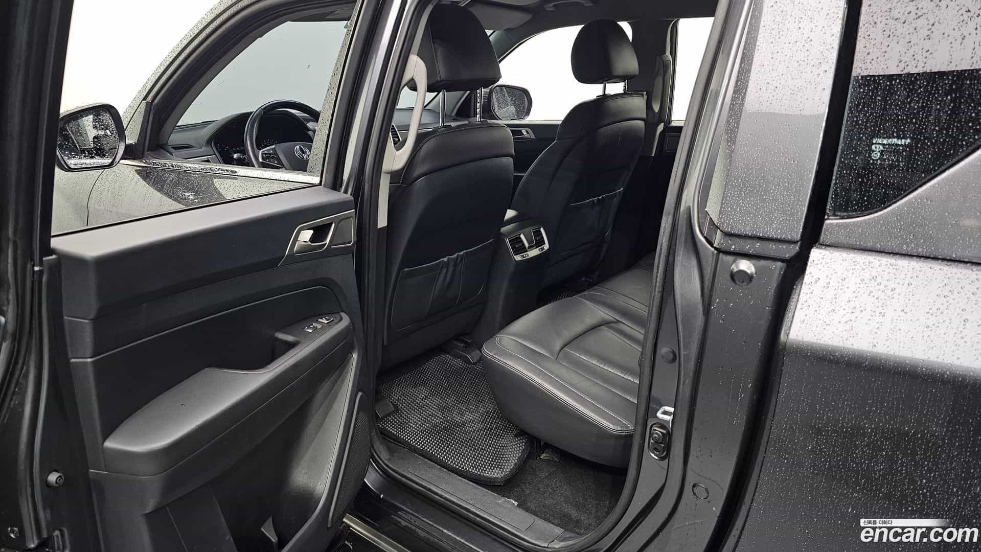 Rexton KG Mobility 2018.5-OPTION-015