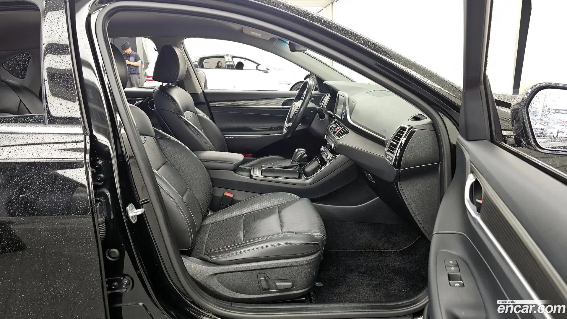 Grandeur Hyundai 2019.0-OPTION-015
